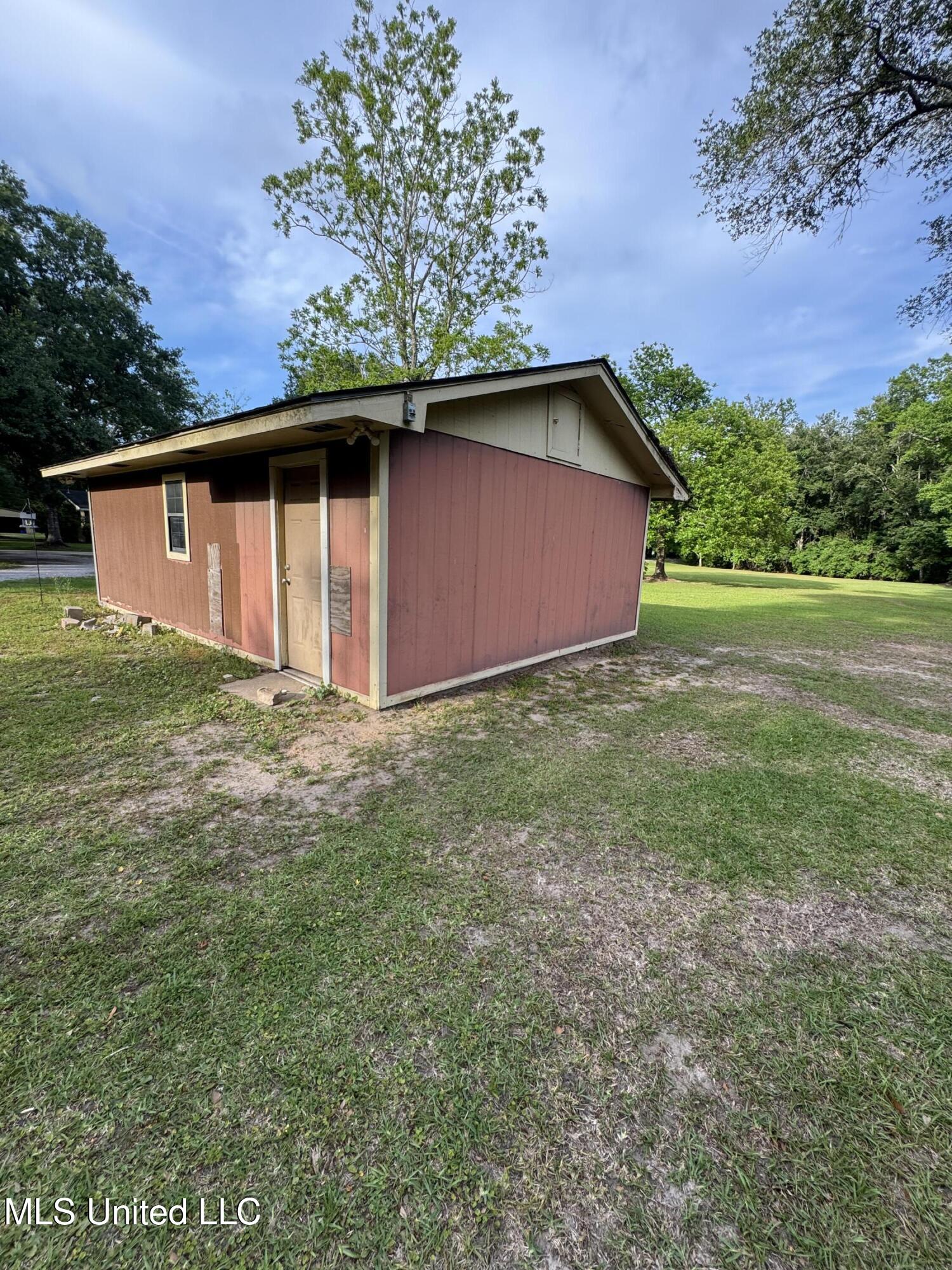 9924 Foxshire Drive, Escatawpa, Mississippi image 11
