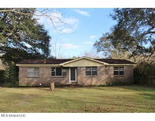 9924 Foxshire Drive, Escatawpa, Mississippi image 1