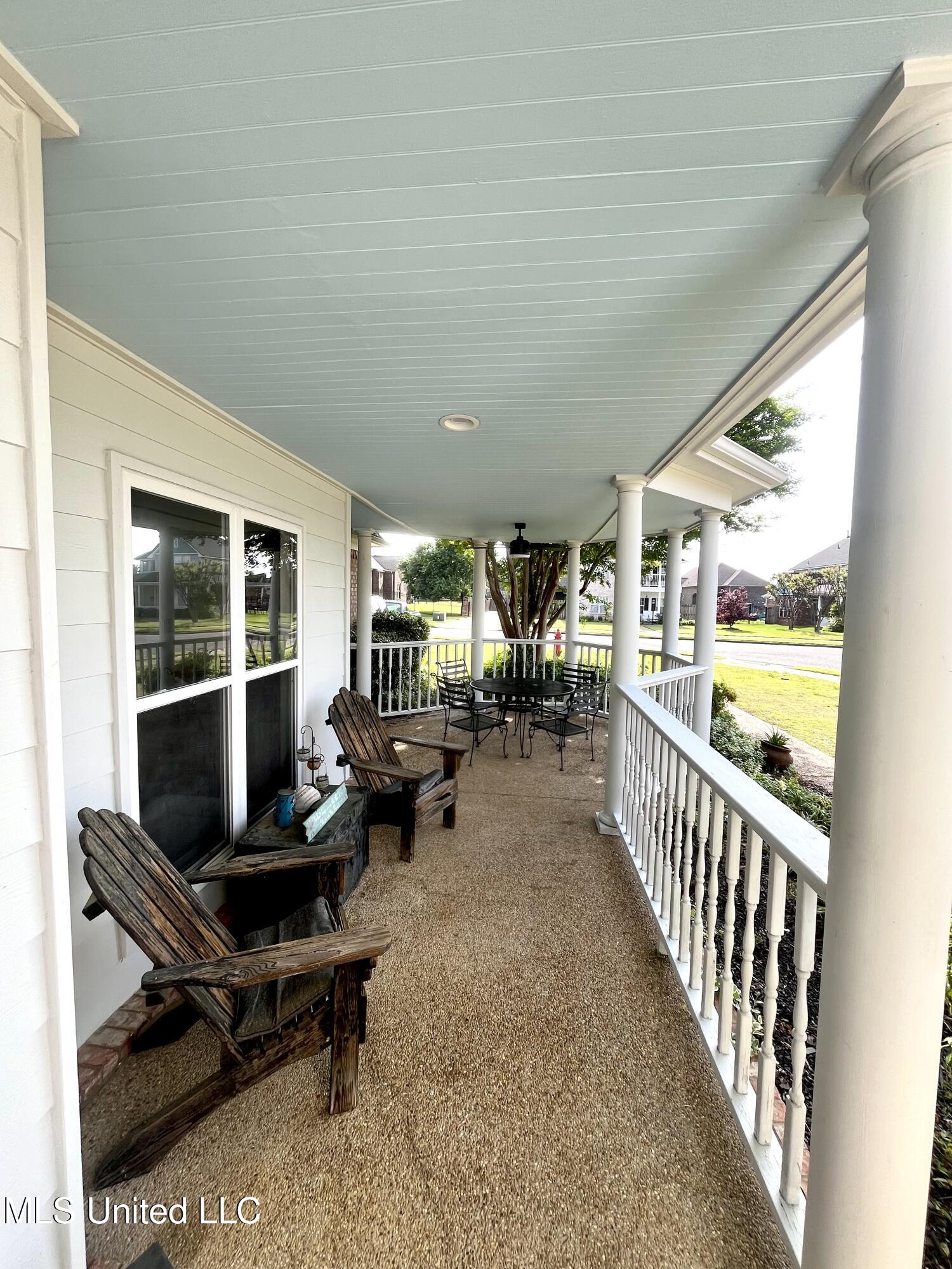 4896 Park North Drive, Olive Branch, Mississippi image 3