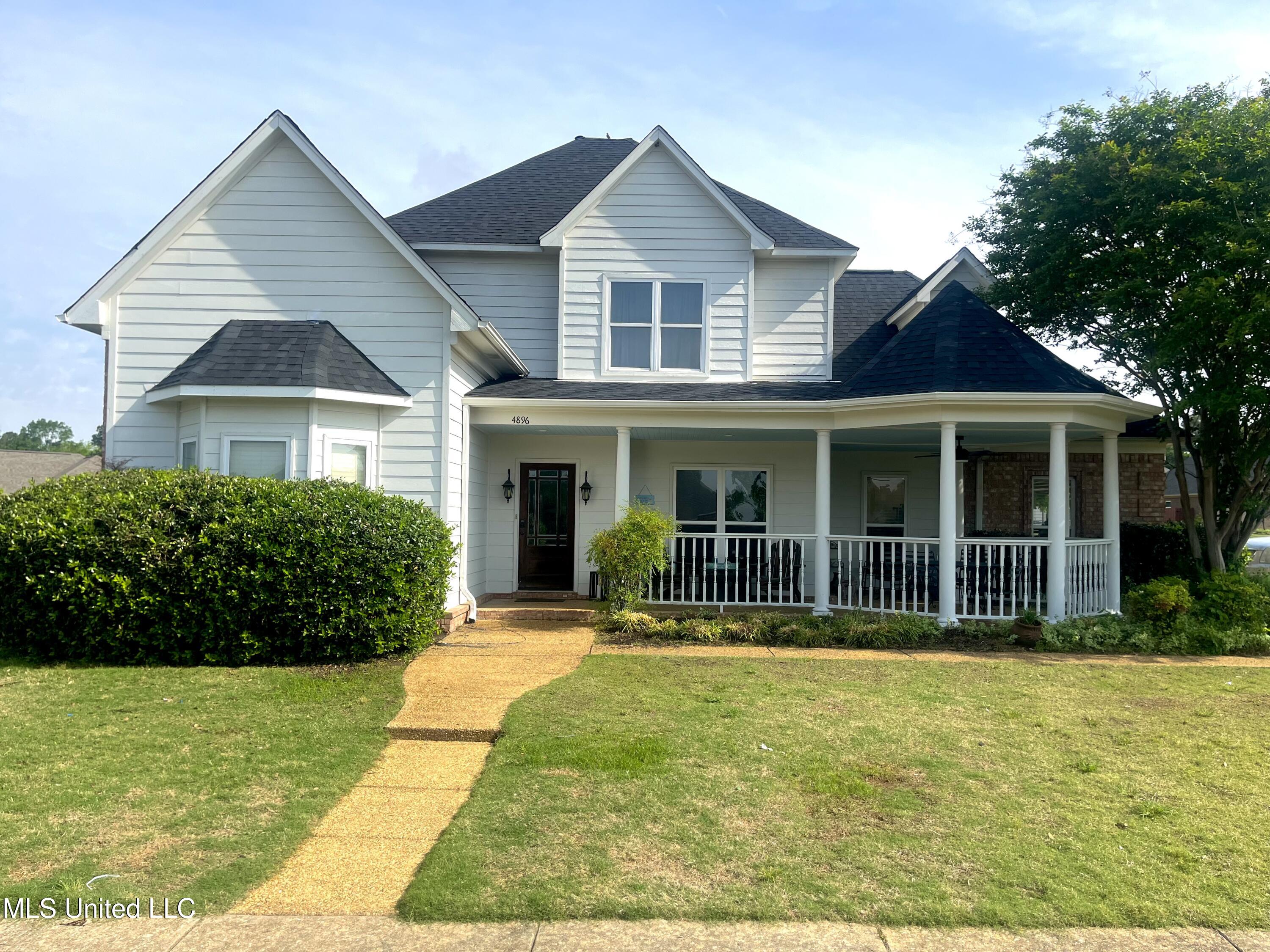 4896 Park North Drive, Olive Branch, Mississippi image 1