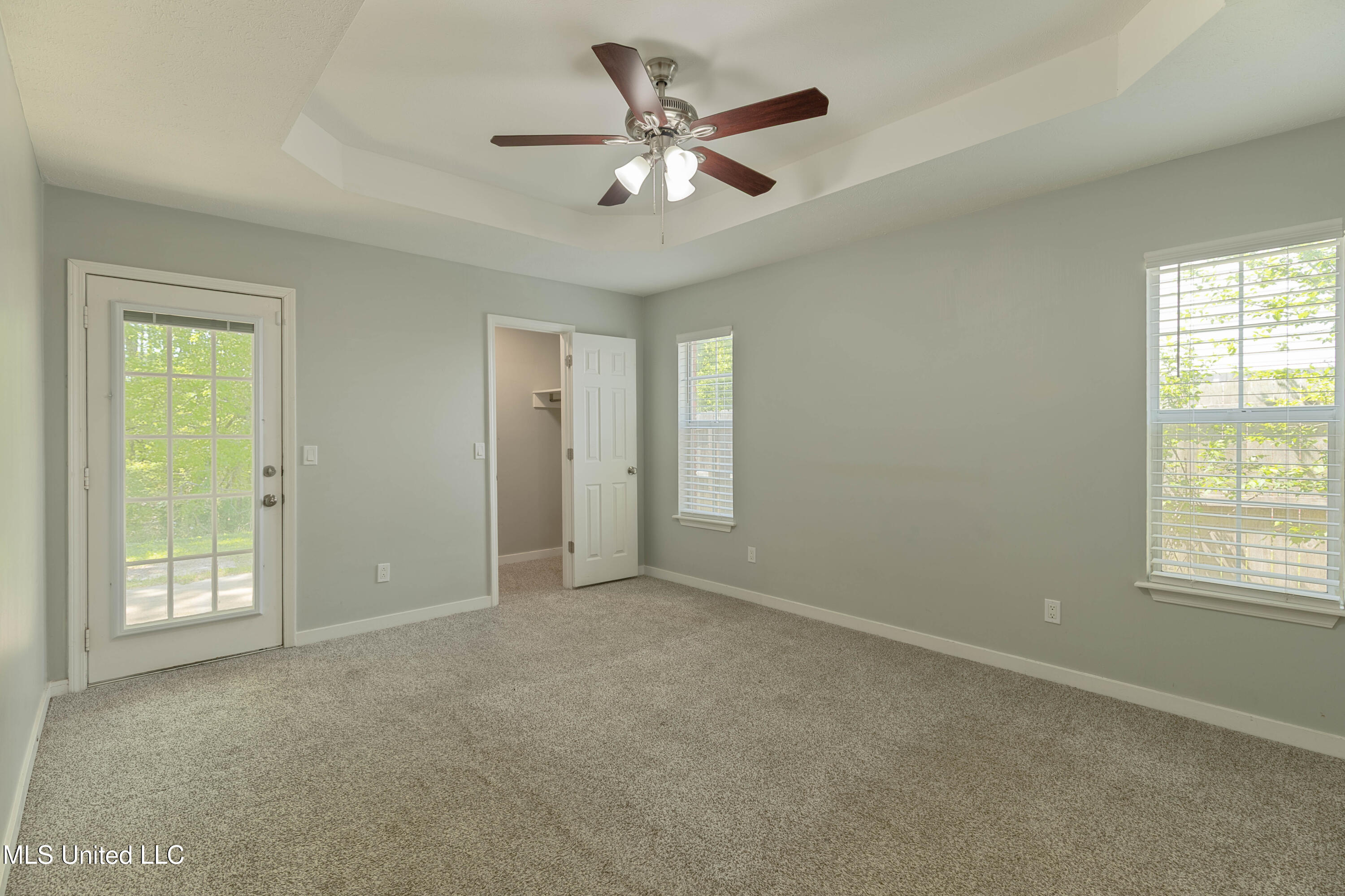 2031 Fox Hill Lane, Byram, Mississippi image 24