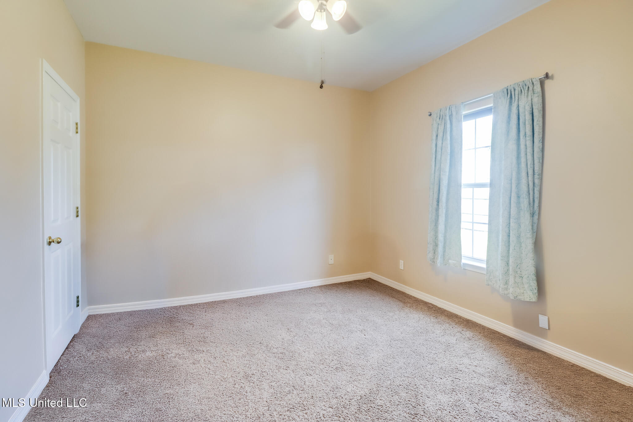 6172 E Madison Street, Bay Saint Louis, Mississippi image 15