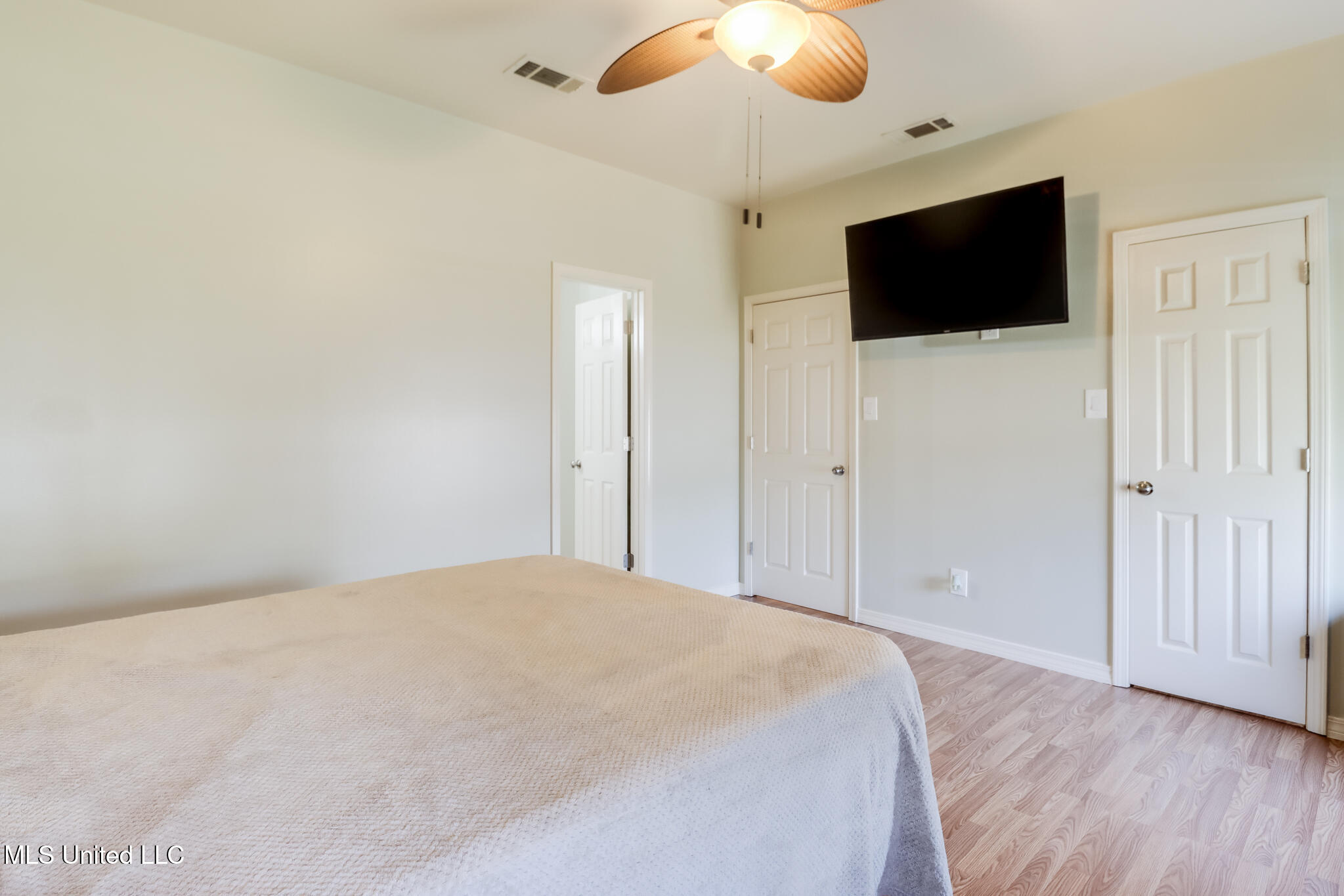6172 E Madison Street, Bay Saint Louis, Mississippi image 10