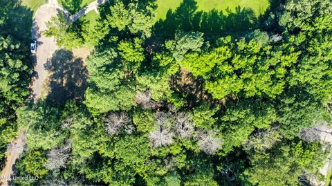 Vacant Land For Sale - Lakeridge Cove<br/> Clinton, MS 39056