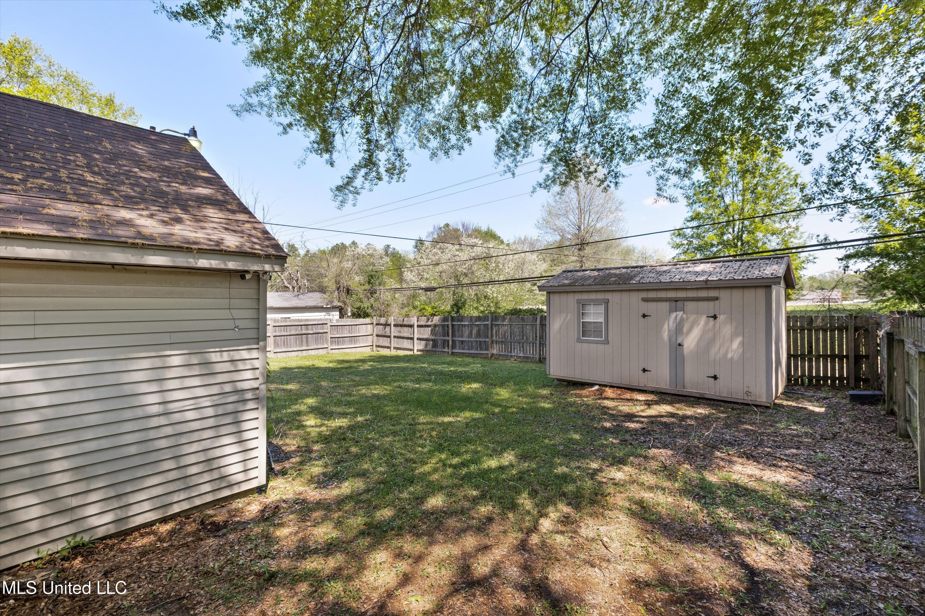 6720 Embassy Circle, Horn Lake, Mississippi image 21