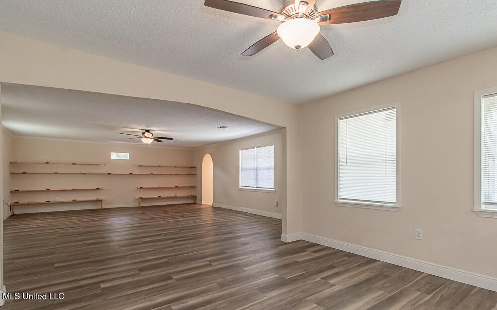 349 Park Circle, Biloxi, Mississippi image 4