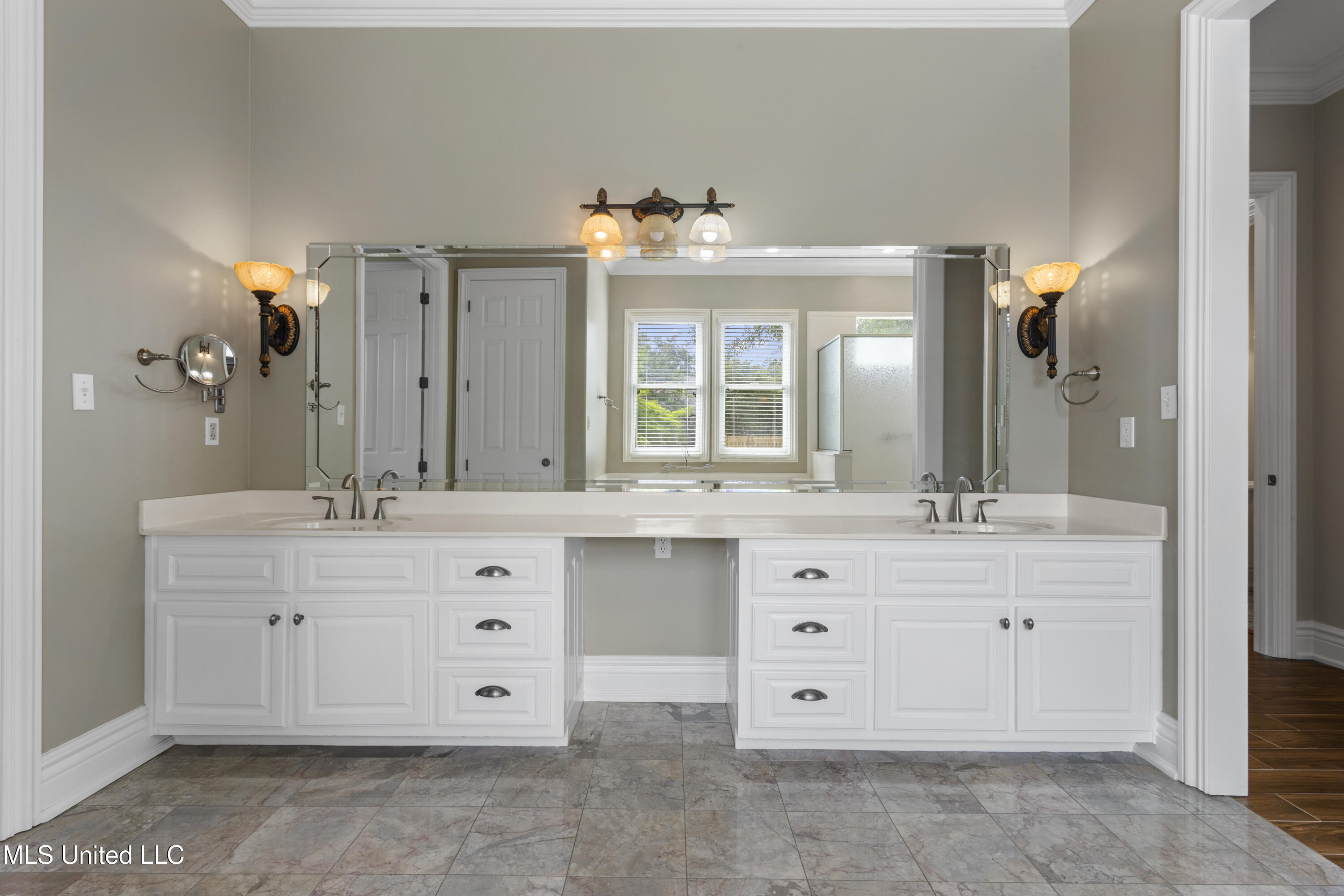 12240 Lake Forest Dr. Dr, Gulfport, Mississippi image 27