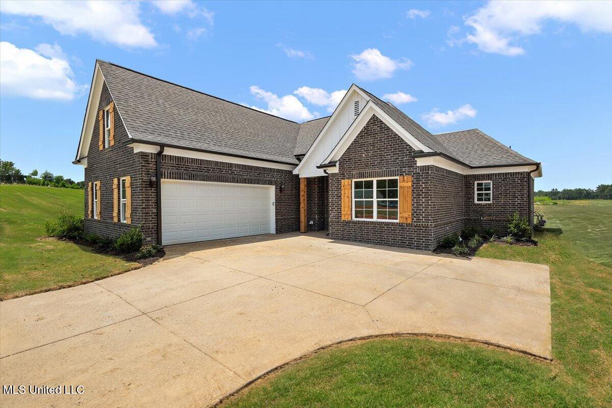 6372 Acorn Way, Walls, Mississippi image 3