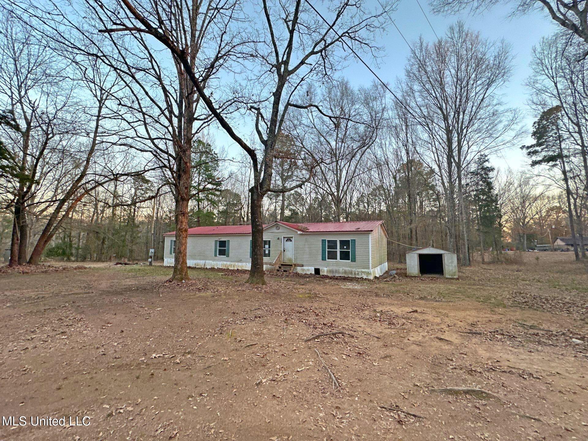 353 M And B Road, Florence, Mississippi image 1