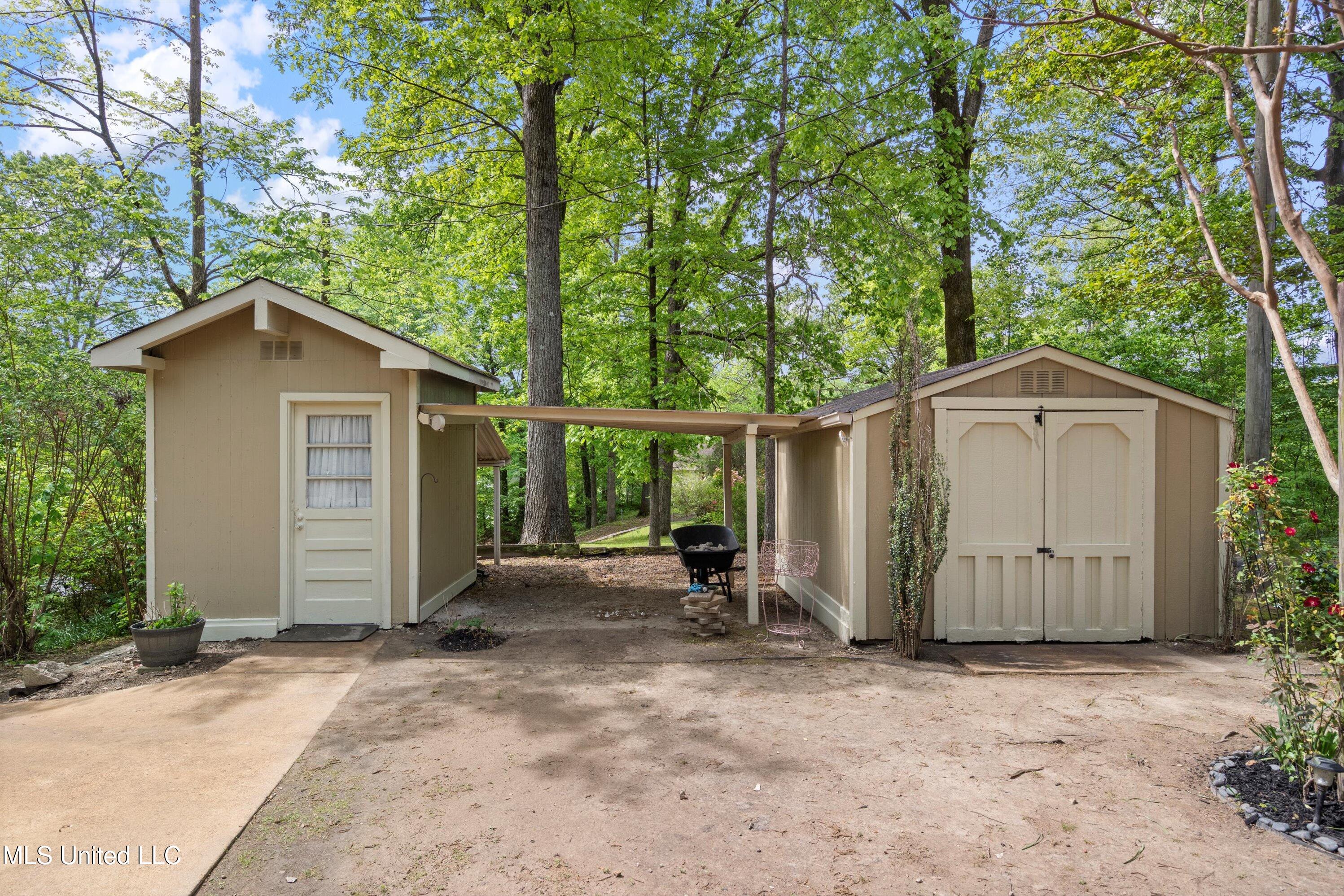 2830 Elm Drive, Hernando, Mississippi image 4