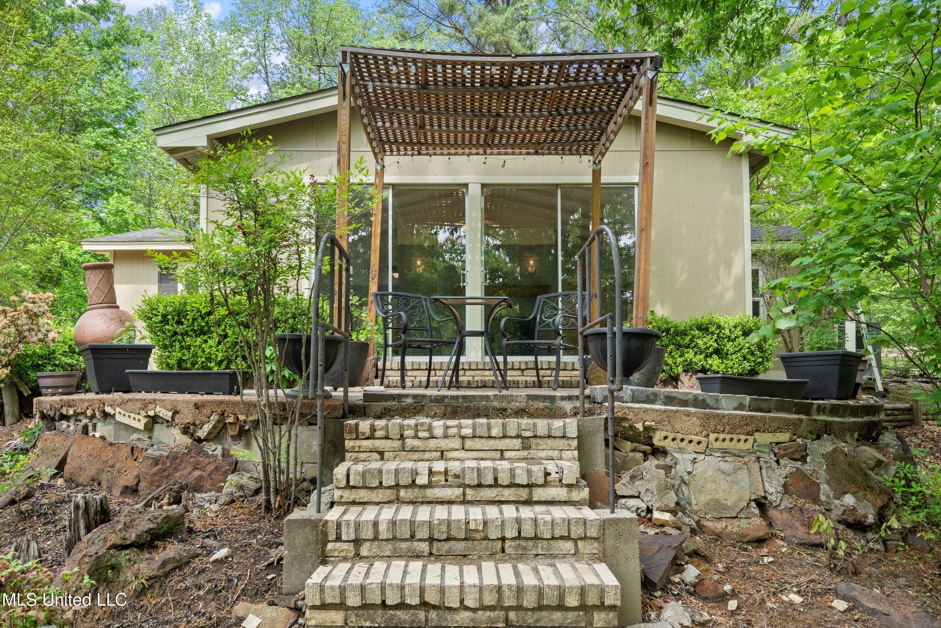 2830 Elm Drive, Hernando, Mississippi image 7