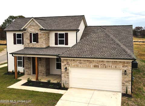Homes For Sale - 161 Centerline Roper Loop<br/> Byhalia, MS 38611