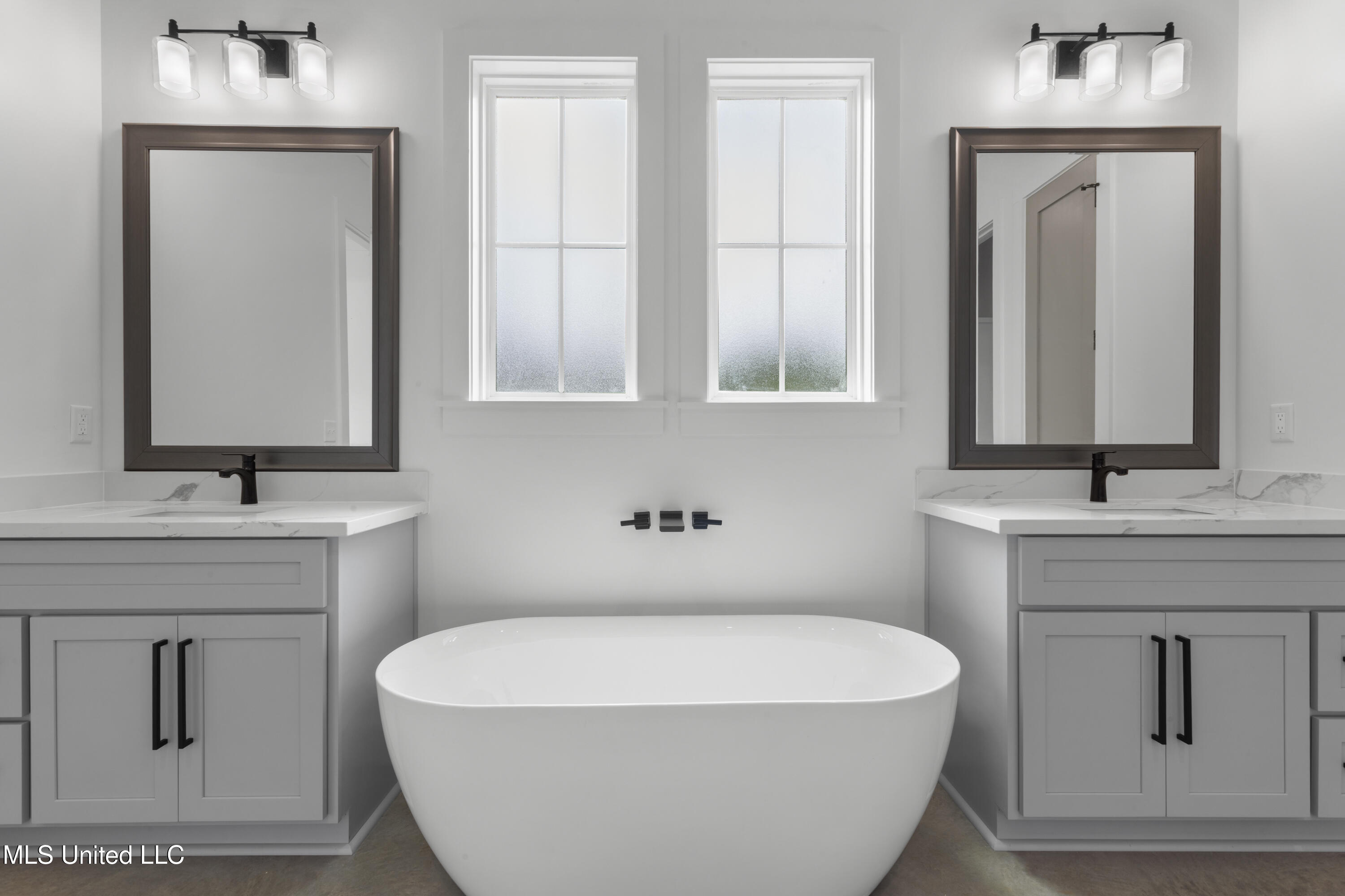 217 White Harbor Road, Long Beach, Mississippi image 24