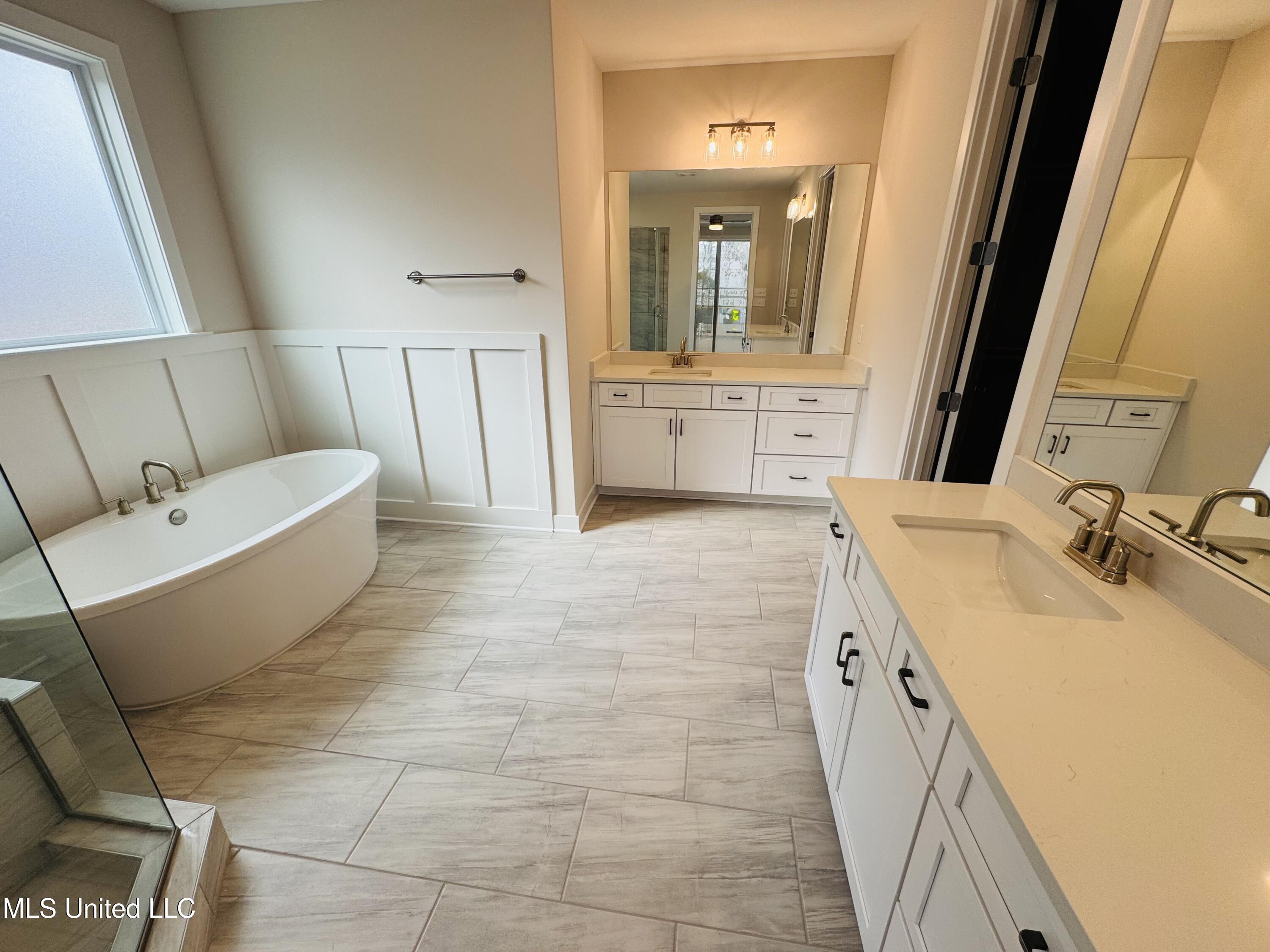 3905 Mcelroy Farms Drive, Olive Branch, Mississippi image 33