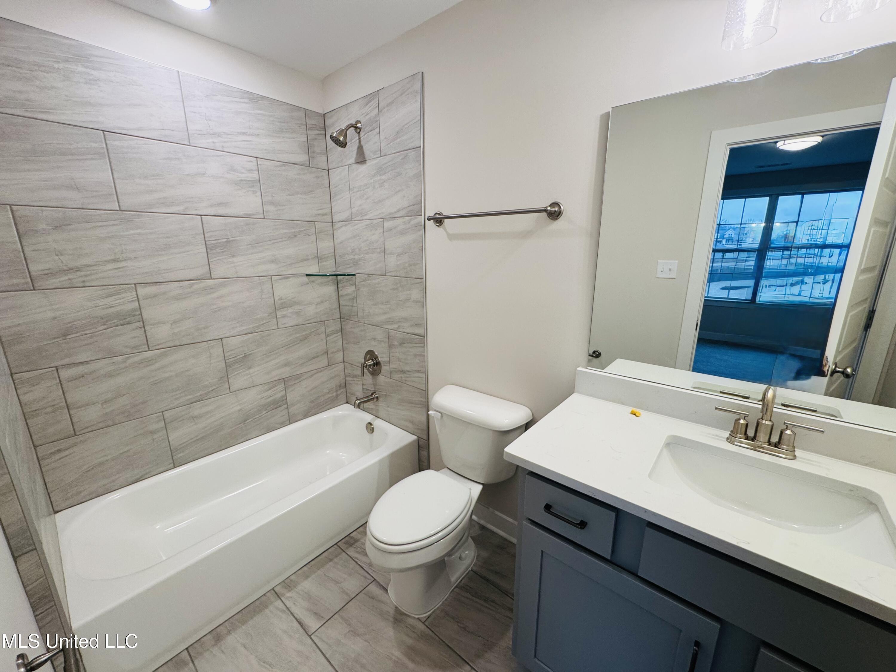3905 Mcelroy Farms Drive, Olive Branch, Mississippi image 28