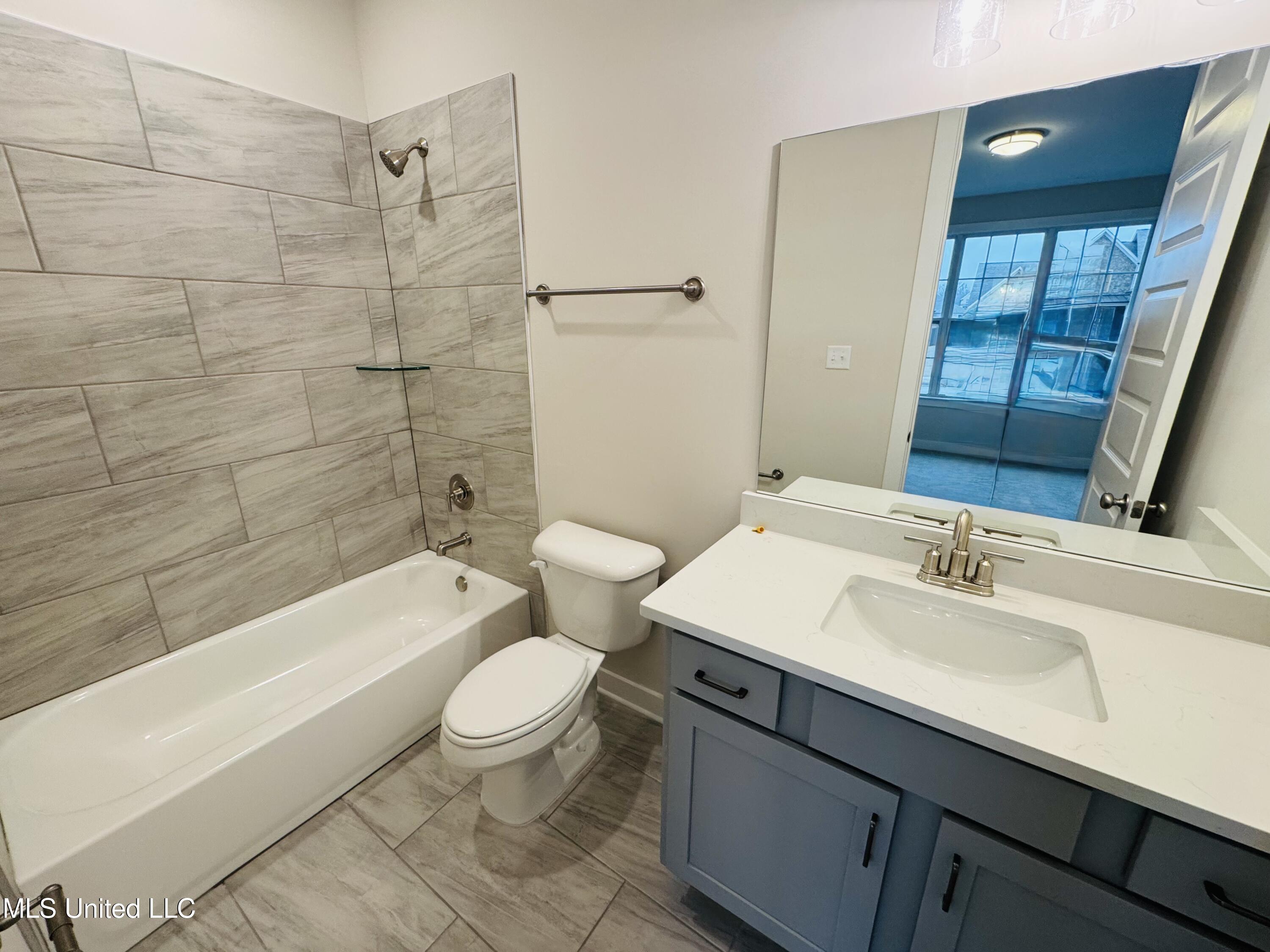 3905 Mcelroy Farms Drive, Olive Branch, Mississippi image 14