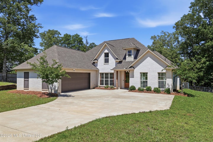 Photo 1 of 31 — 104 Azalea Cove, Madison, MS 39110