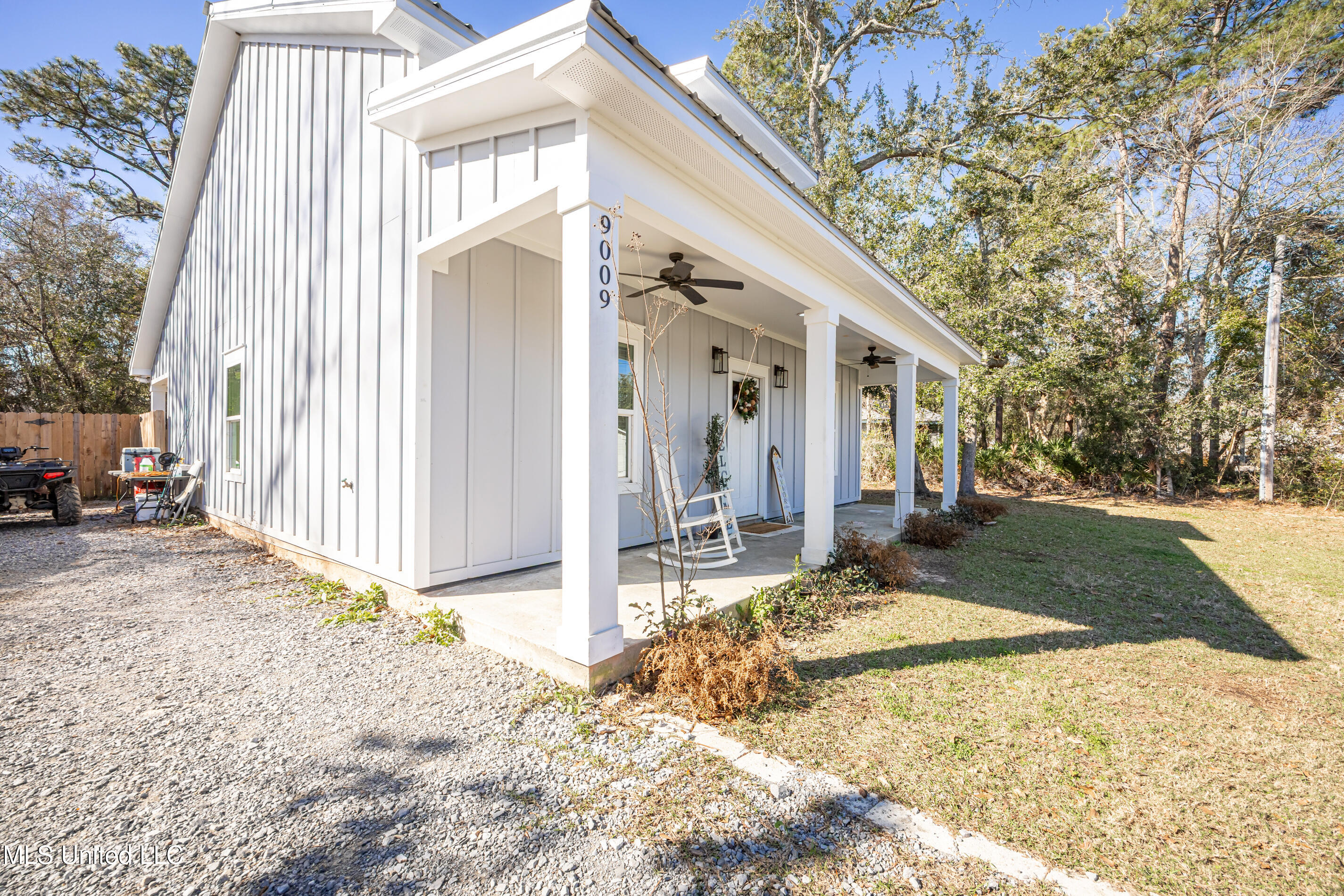 9009 Point Aux Chenes Road, Ocean Springs, Mississippi image 4