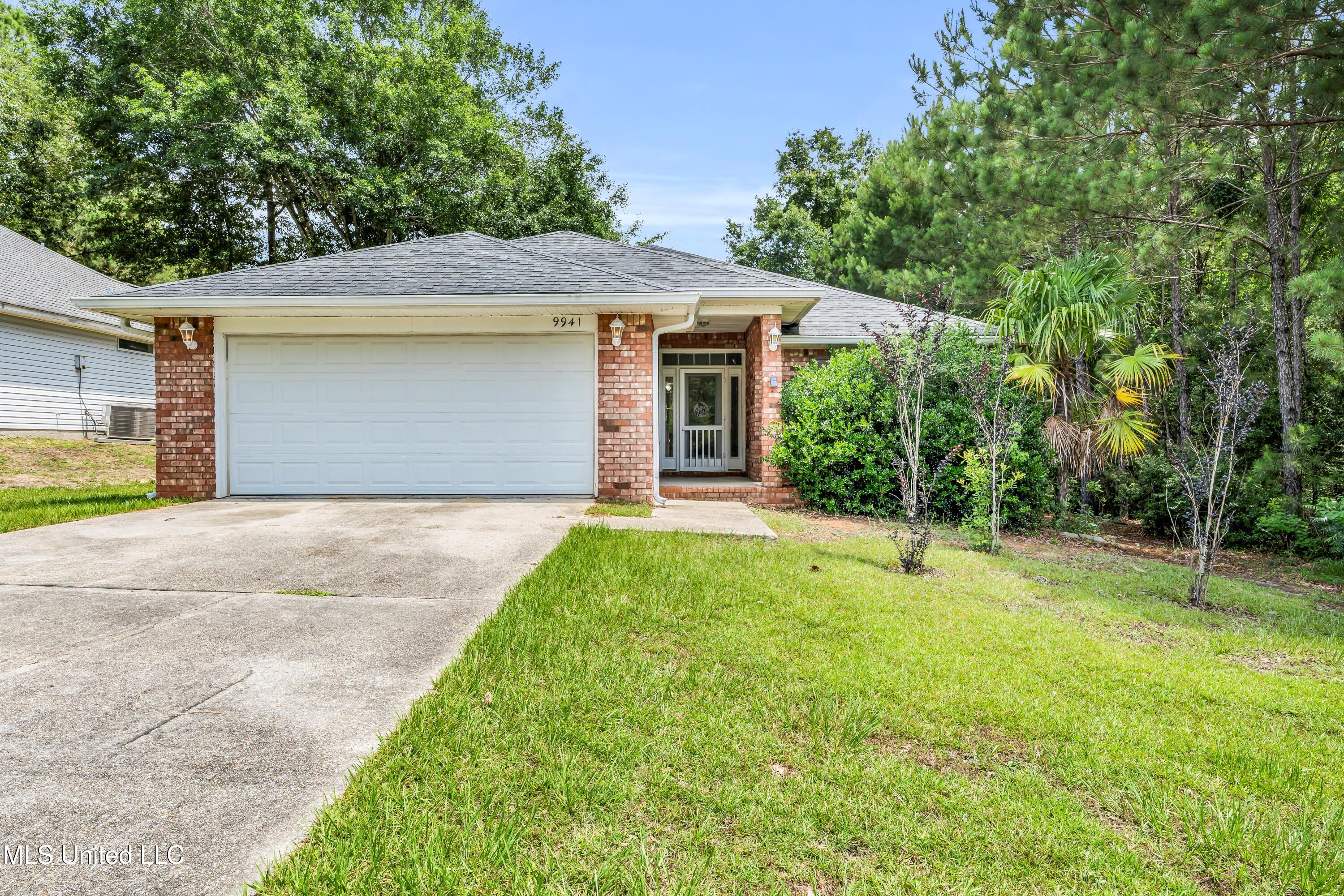 9941 Hamakua Street, Diamondhead, Mississippi image 1