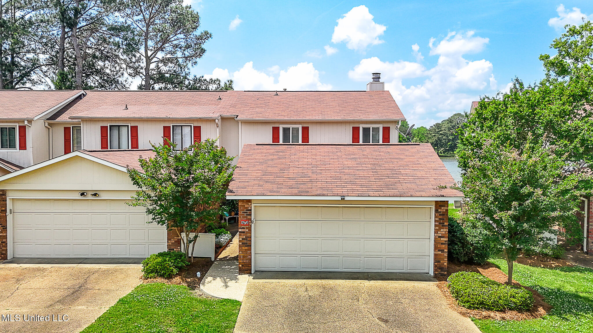 424 Lakebend Place, Brandon, Mississippi image 1