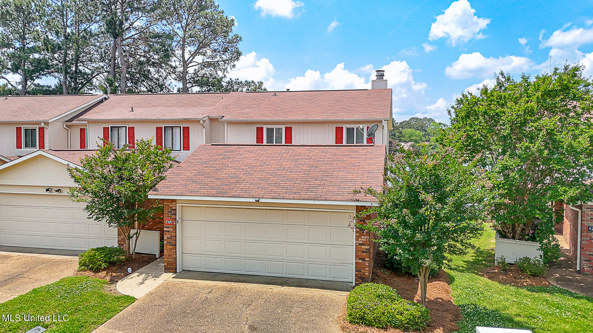 424 Lakebend Place, Brandon, Mississippi image 2