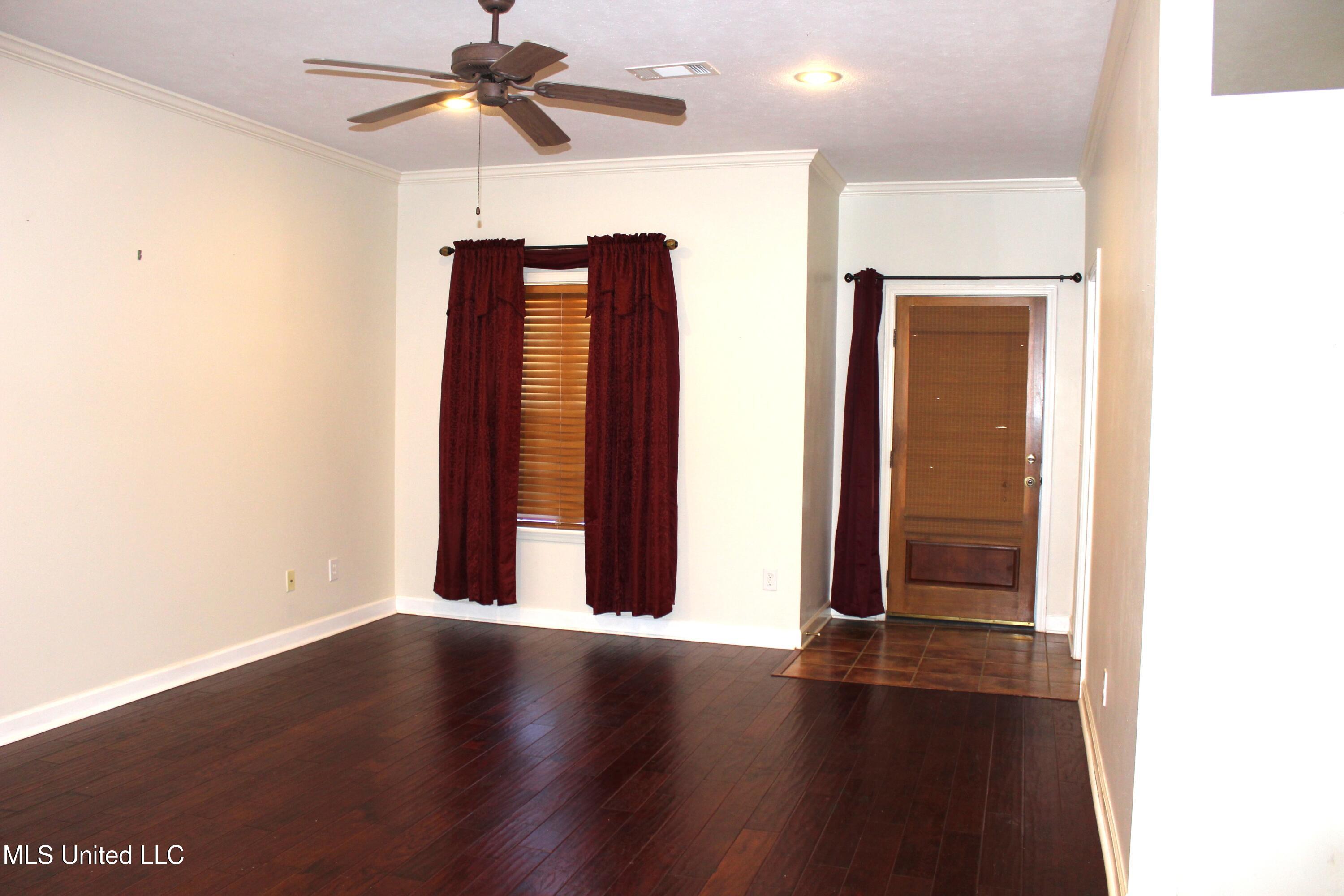 1210 Coachlight Cove, Brandon, Mississippi image 3