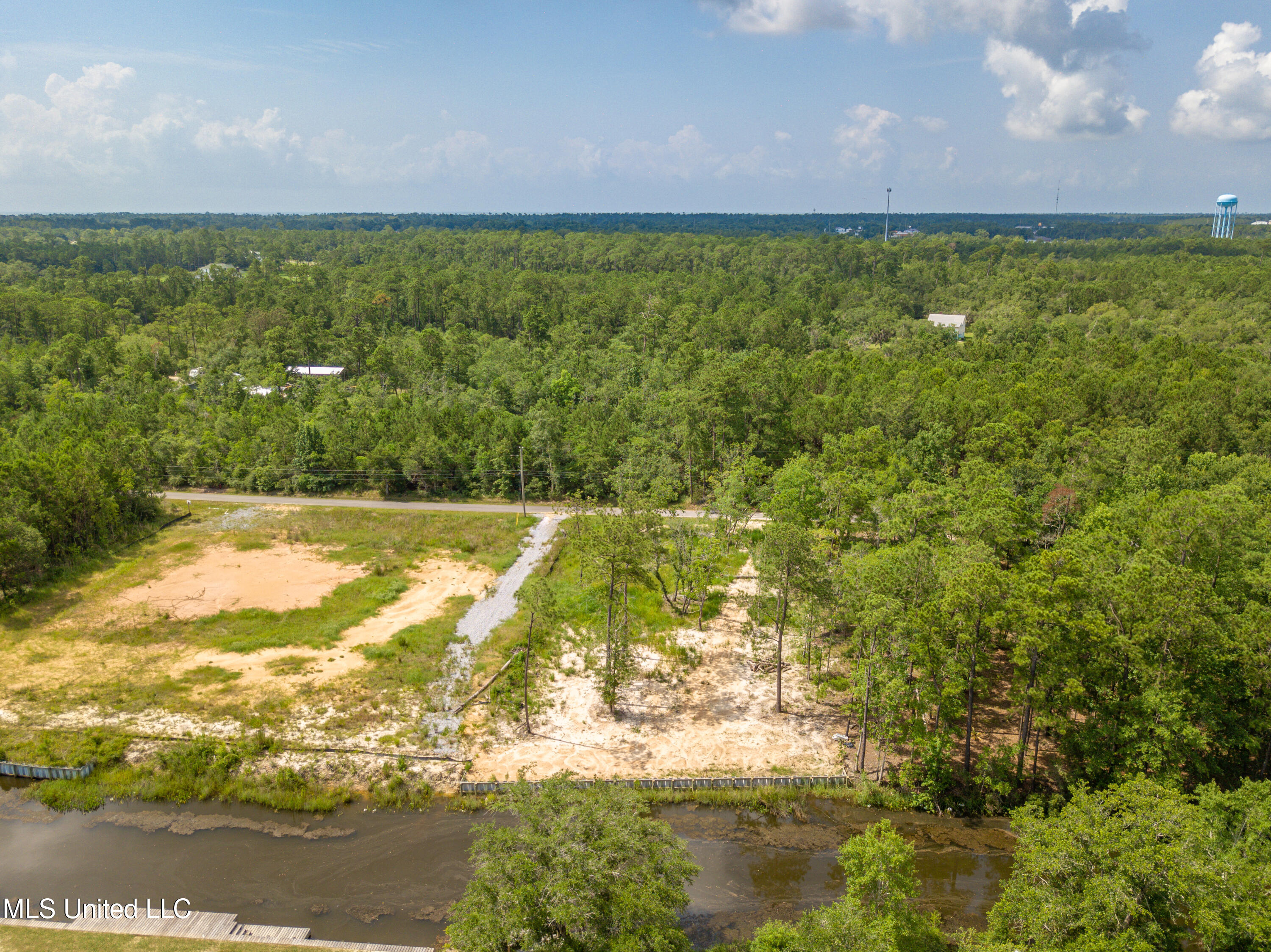 10083 Cain Road, Bay Saint Louis, Mississippi image 16