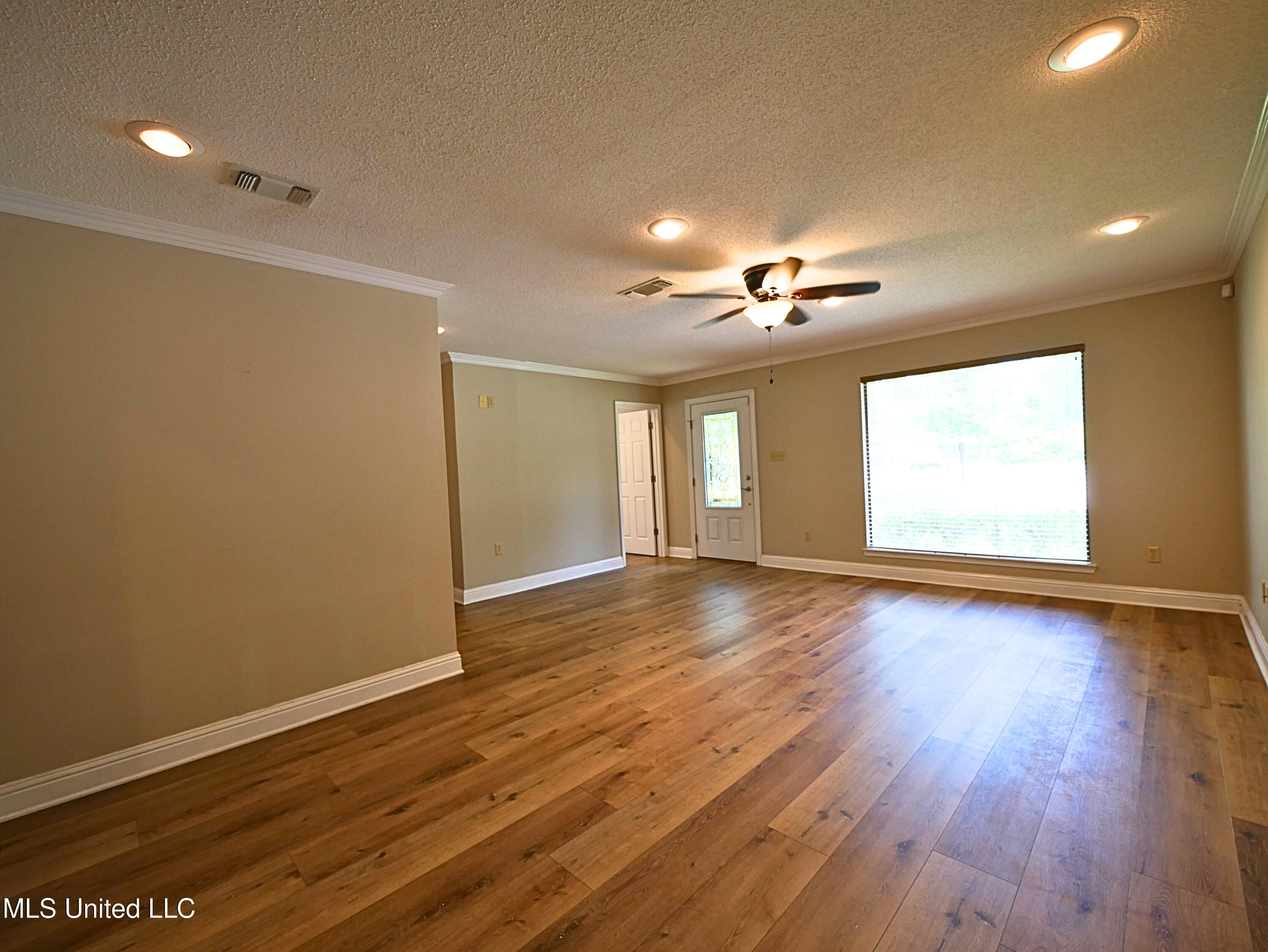 4 Live Oak Court, Diamondhead, Mississippi image 5