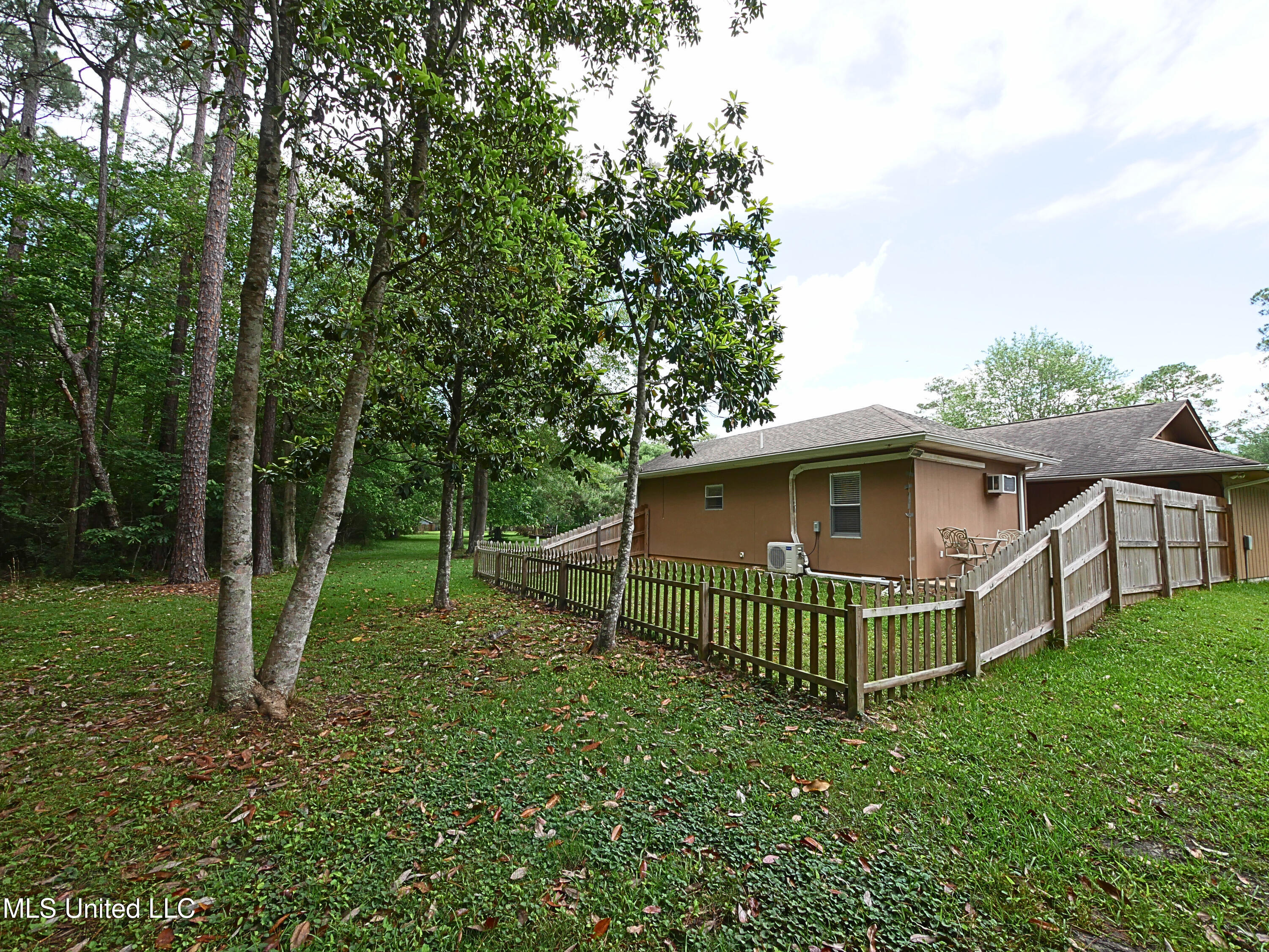 4 Live Oak Court, Diamondhead, Mississippi image 35