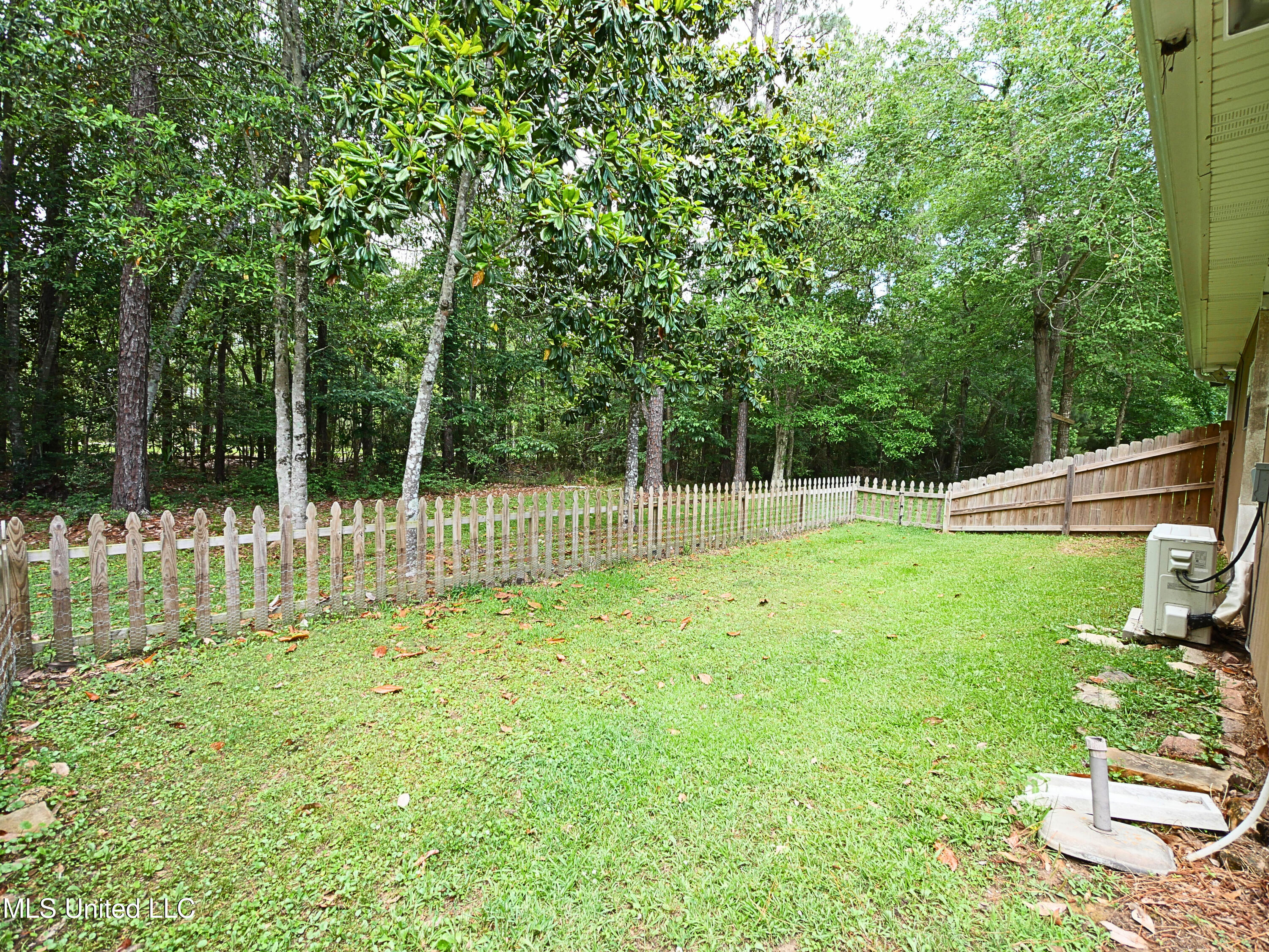 4 Live Oak Court, Diamondhead, Mississippi image 37