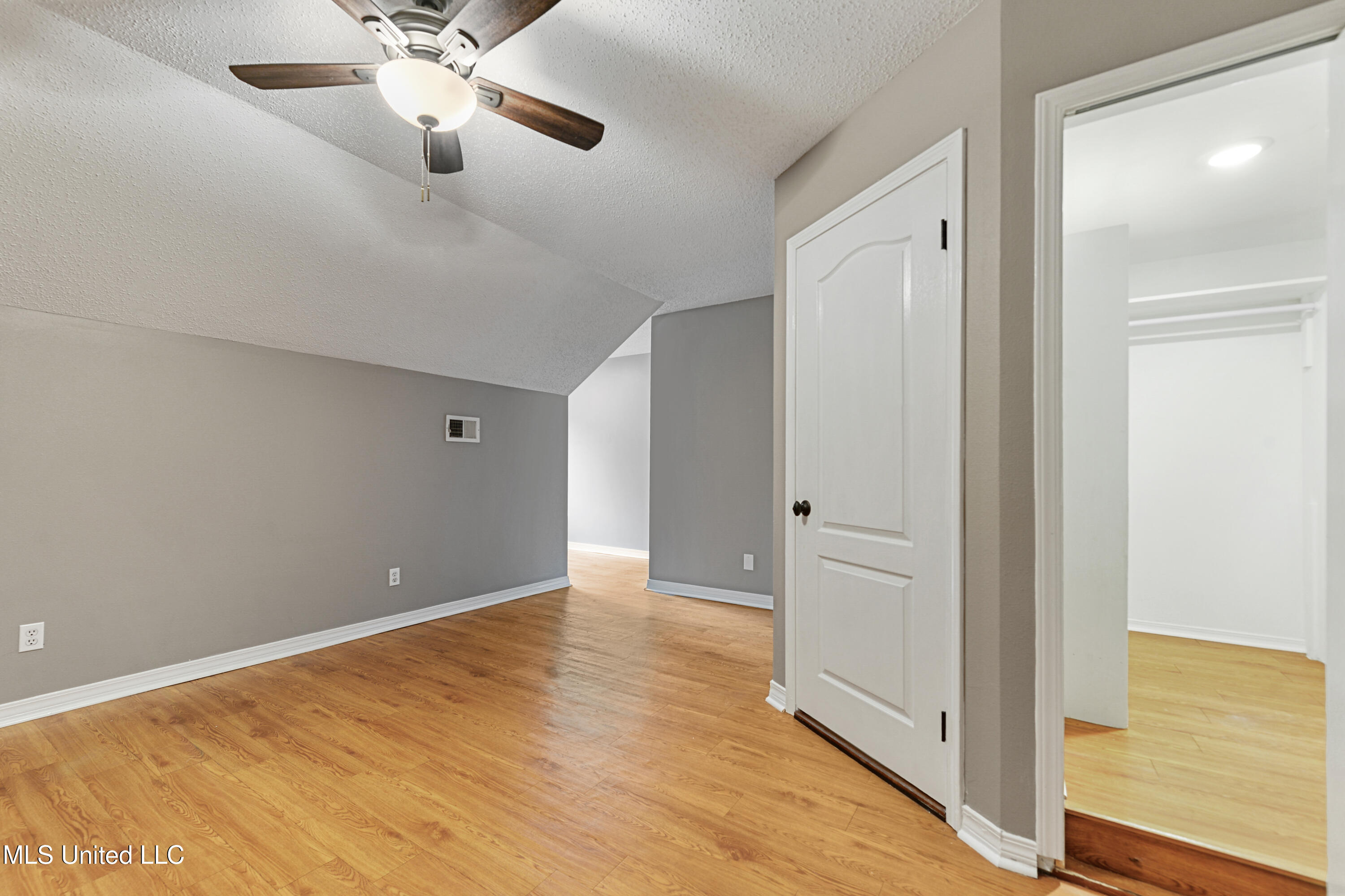 18437 Robinson Road, Gulfport, Mississippi image 31