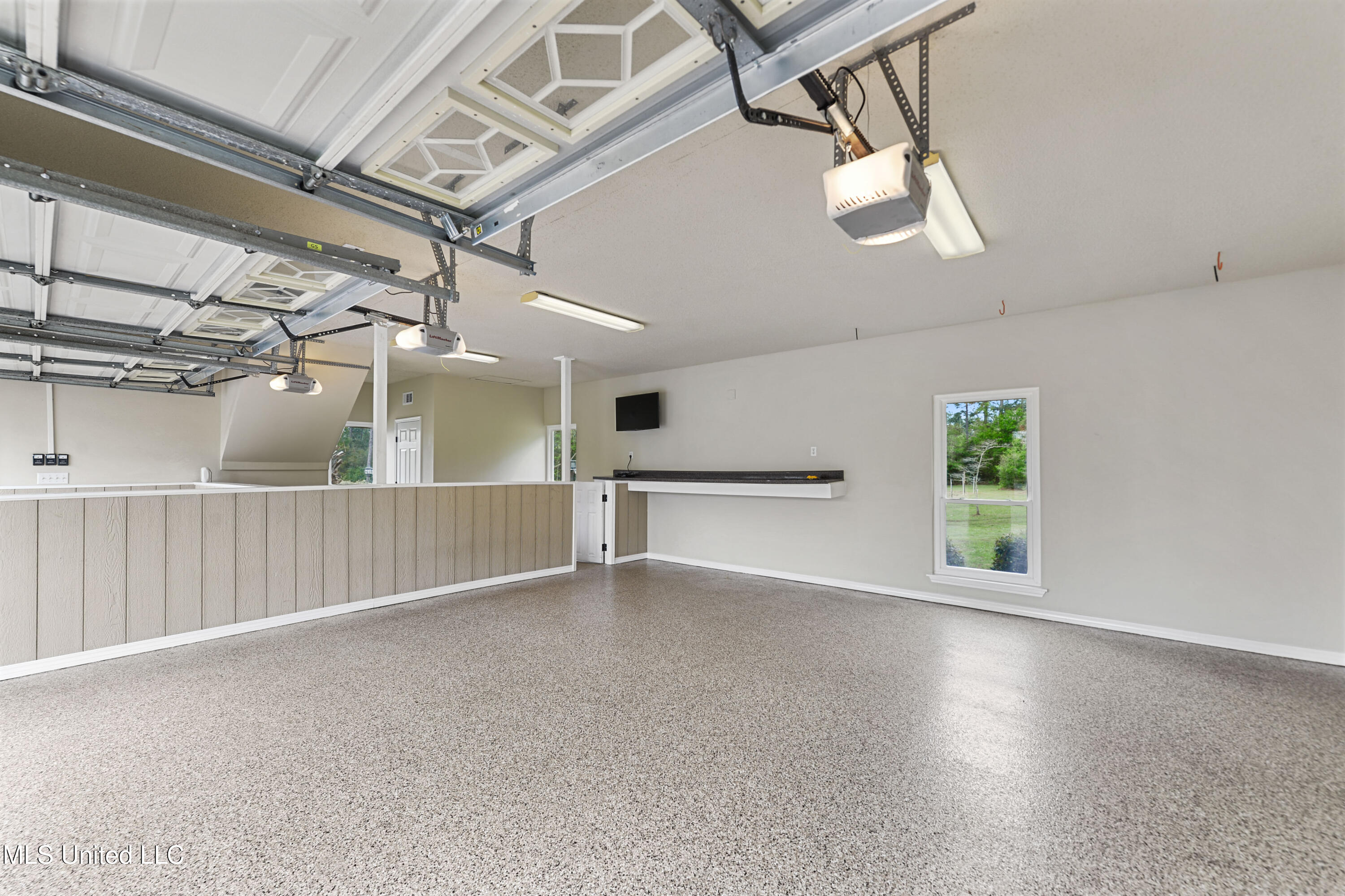 18437 Robinson Road, Gulfport, Mississippi image 36