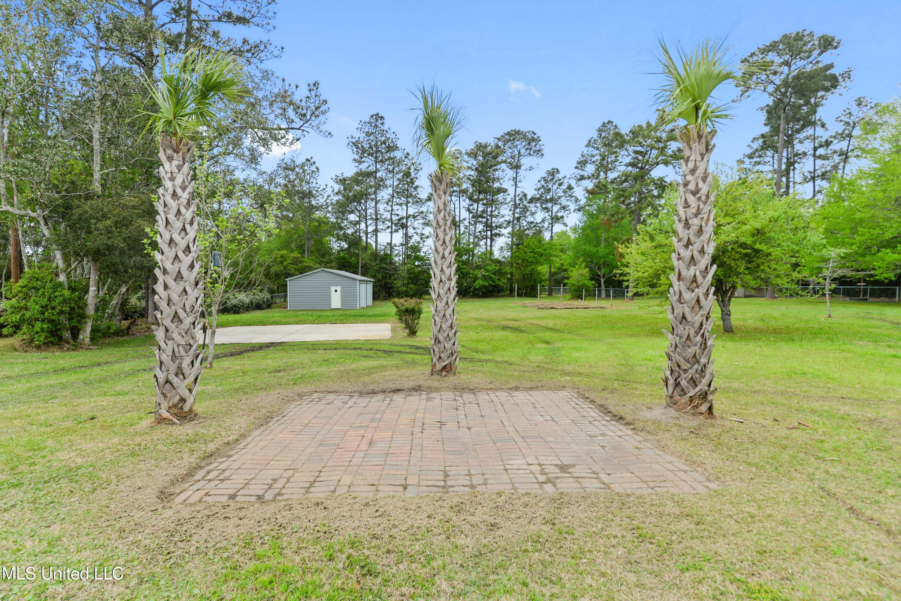 18437 Robinson Road, Gulfport, Mississippi image 45