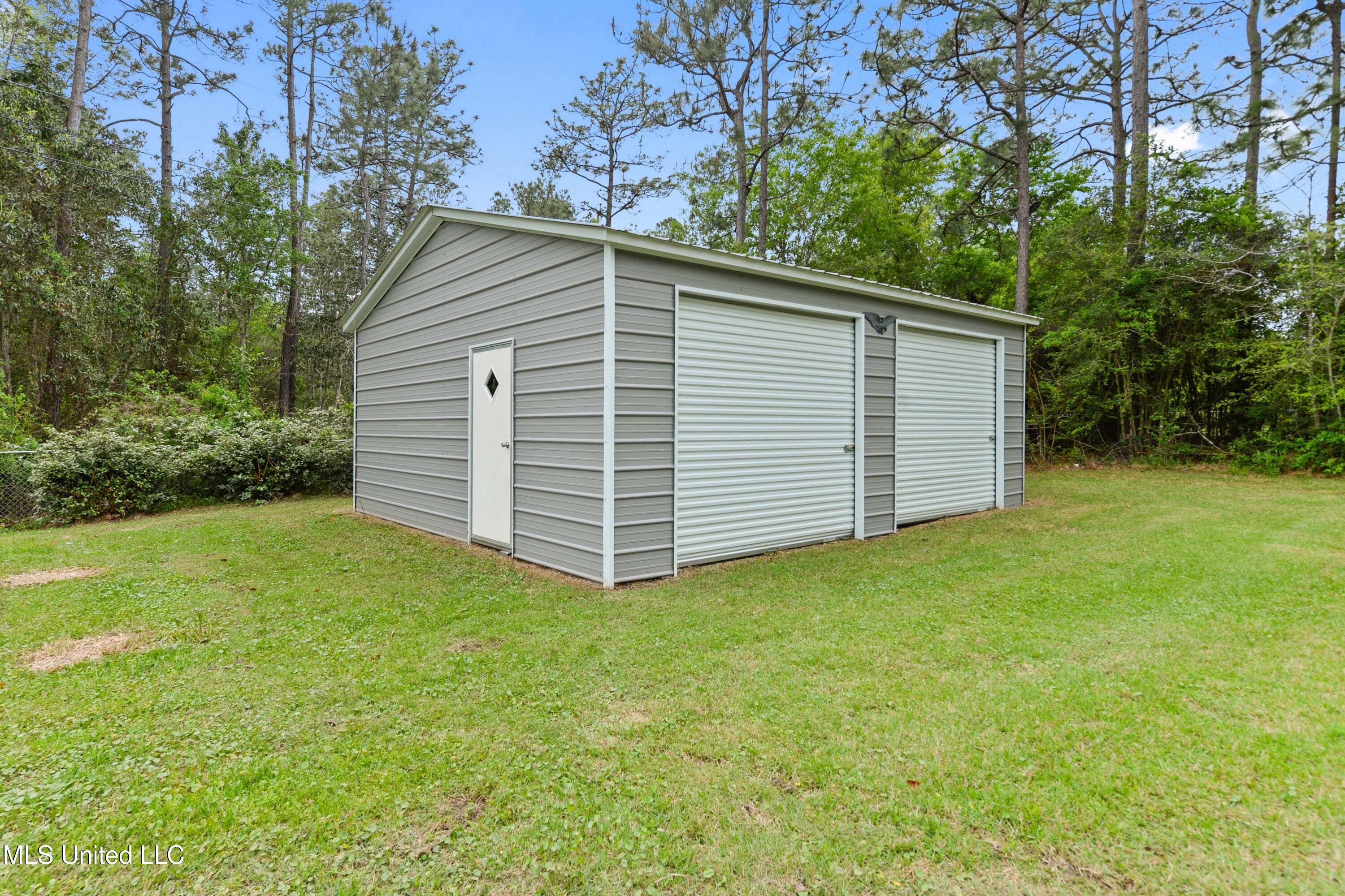 18437 Robinson Road, Gulfport, Mississippi image 47