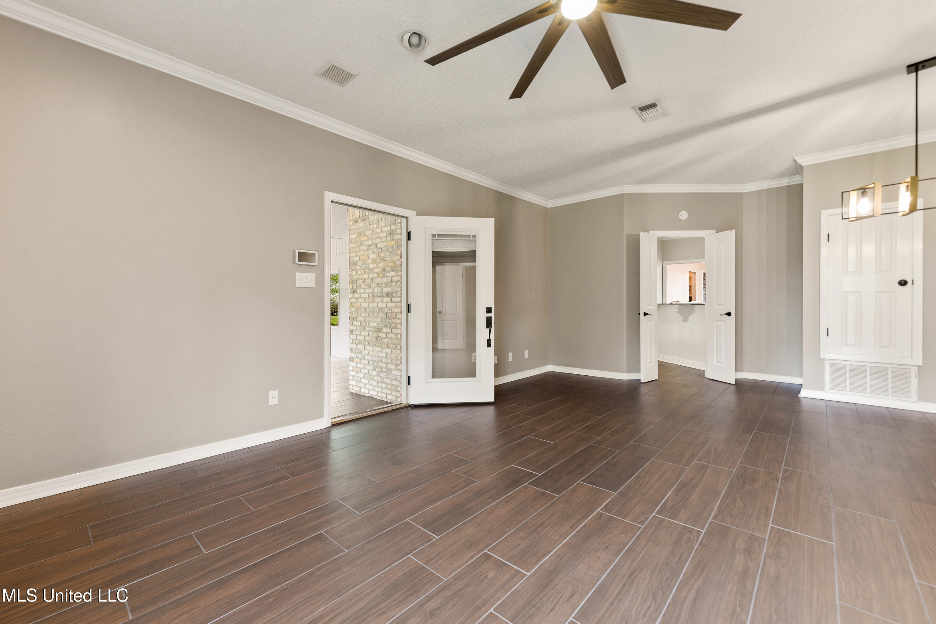 18437 Robinson Road, Gulfport, Mississippi image 15