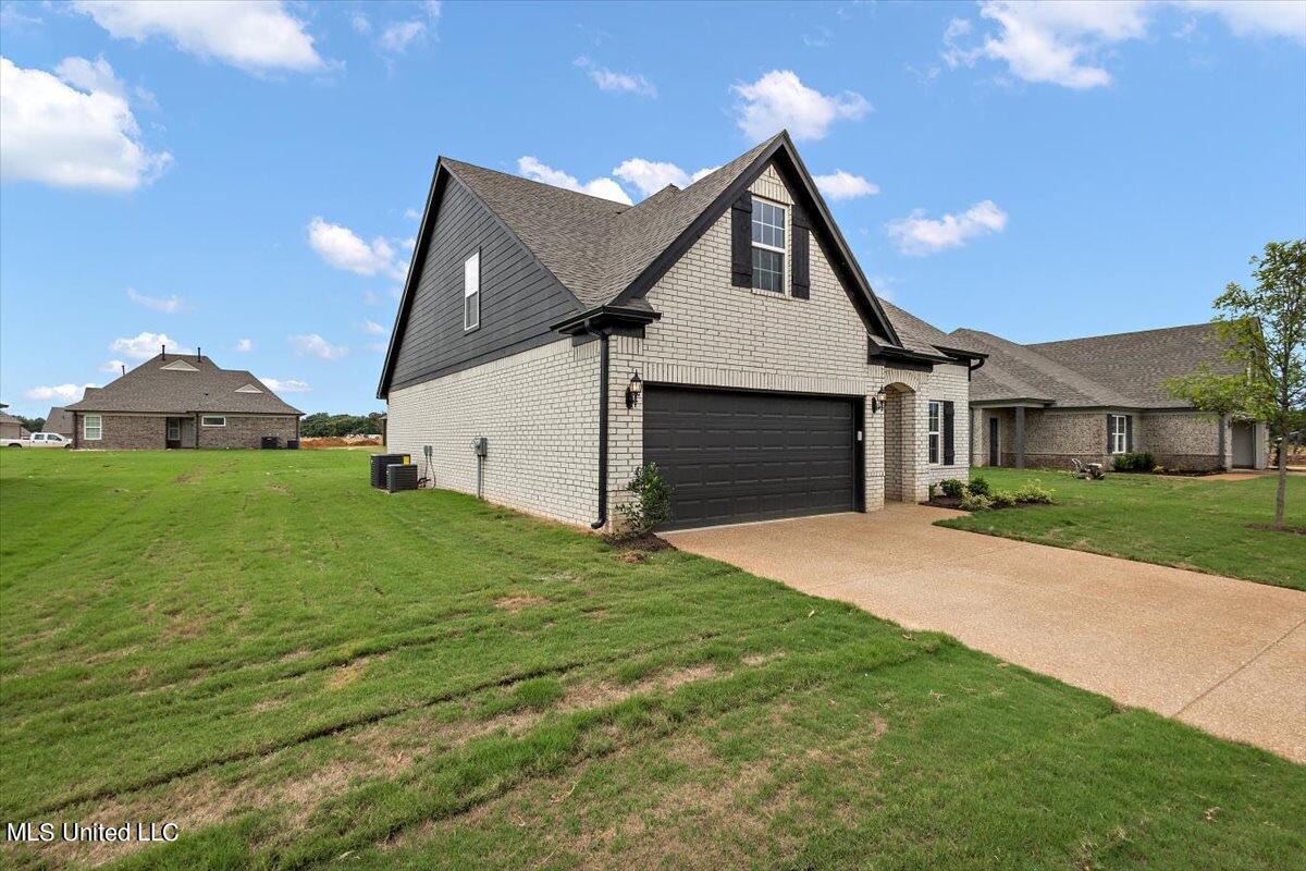 2277 Franklin Dr Drive, Southaven, Mississippi image 6