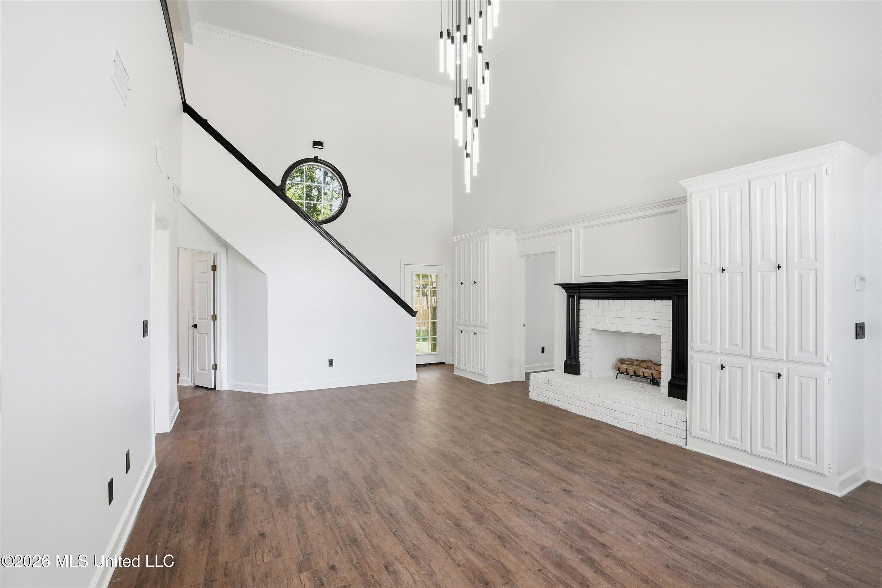 409 Fawnwood Drive - Photo 4