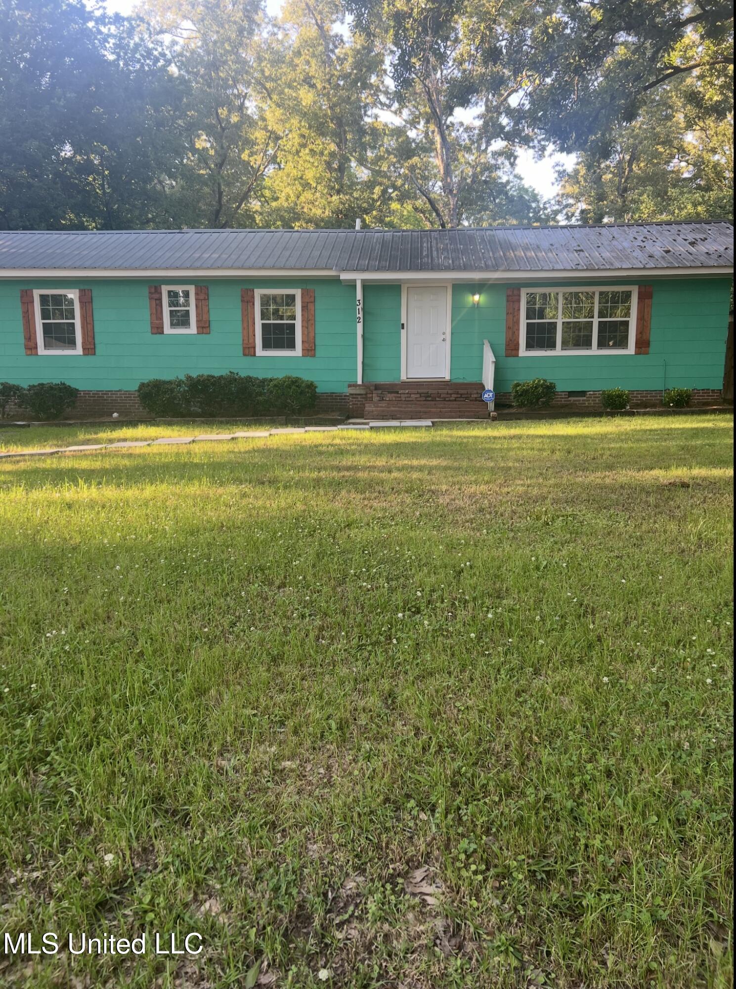 315 E Northside Drive, Jackson, Mississippi image 1