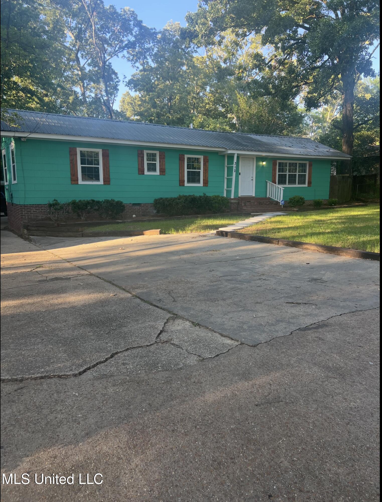 315 E Northside Drive, Jackson, Mississippi image 3