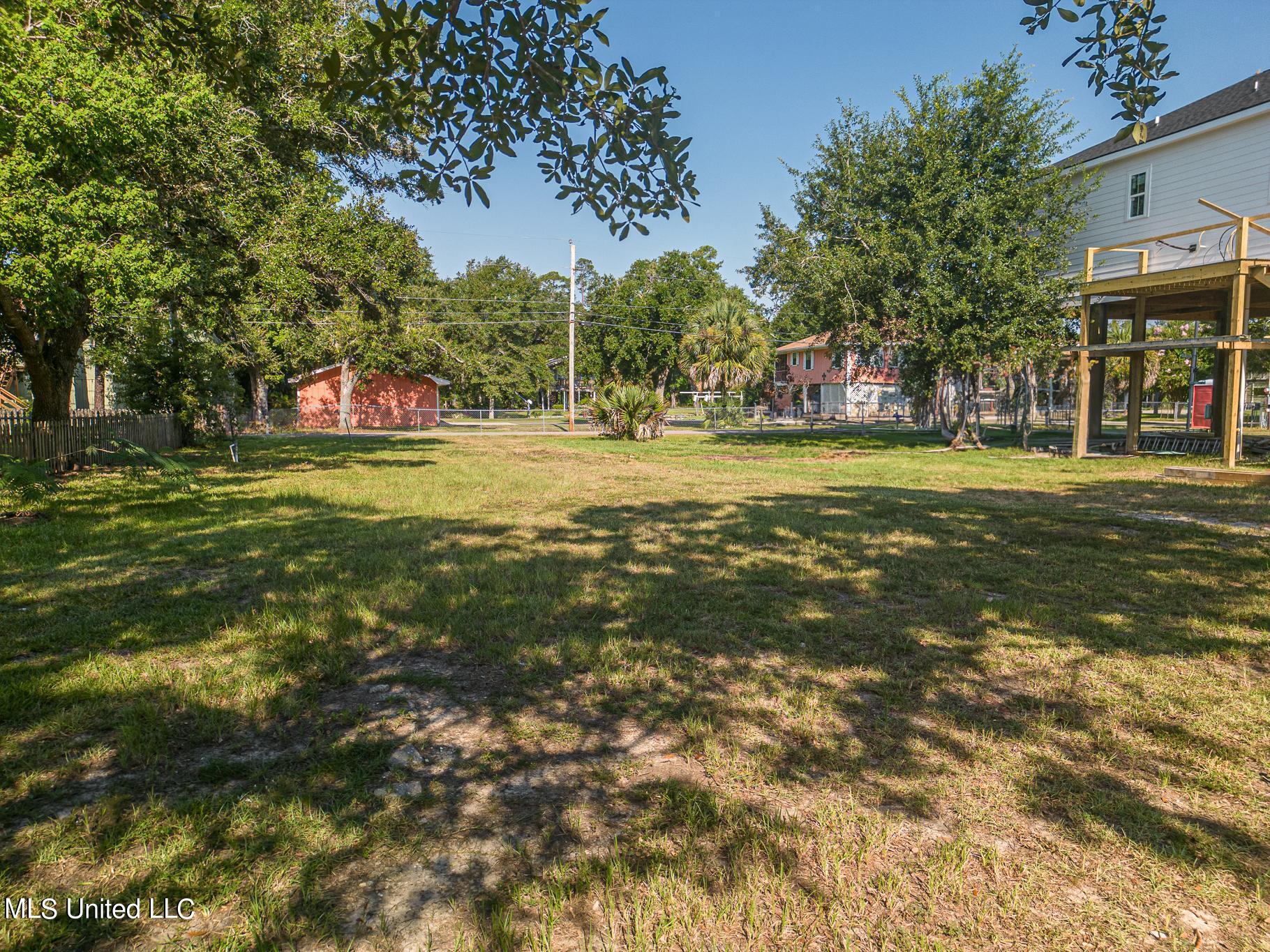 33 Good Street, Bay Saint Louis, Mississippi image 3