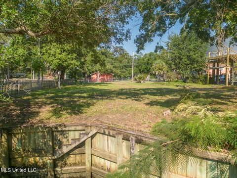 Vacant Land For Sale - 33 Good Street<br/> Hancock County, Bay Saint Louis, MS 39520