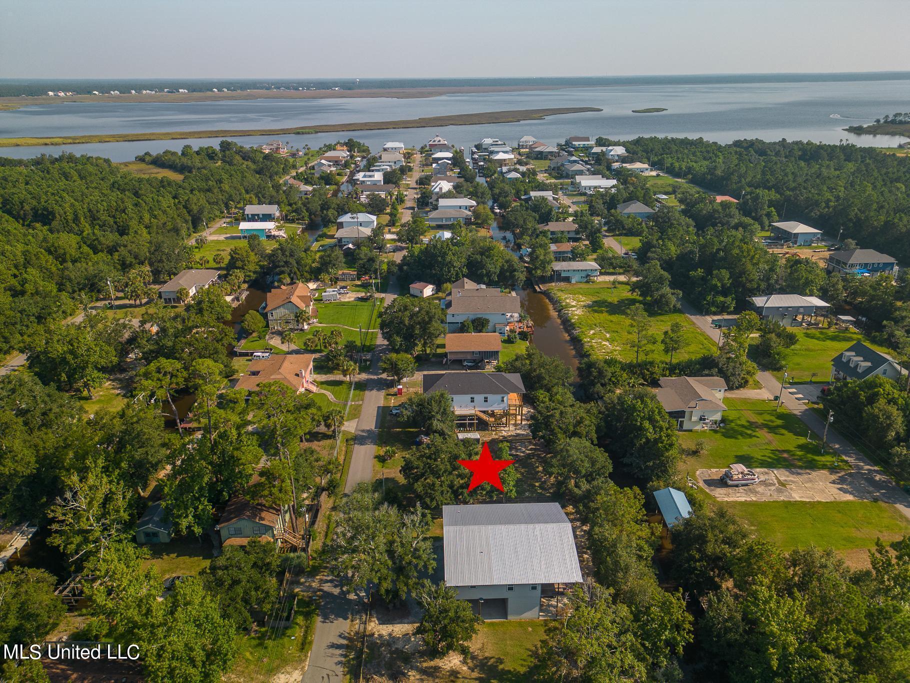 33 Good Street, Bay Saint Louis, Mississippi image 4