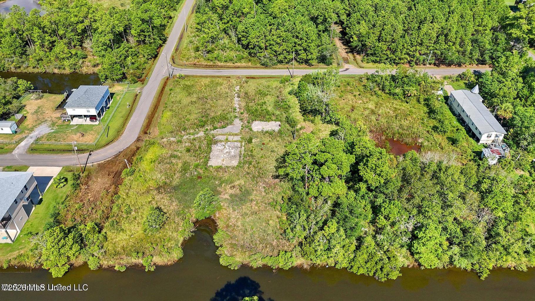 10010 E Bayou View Drive