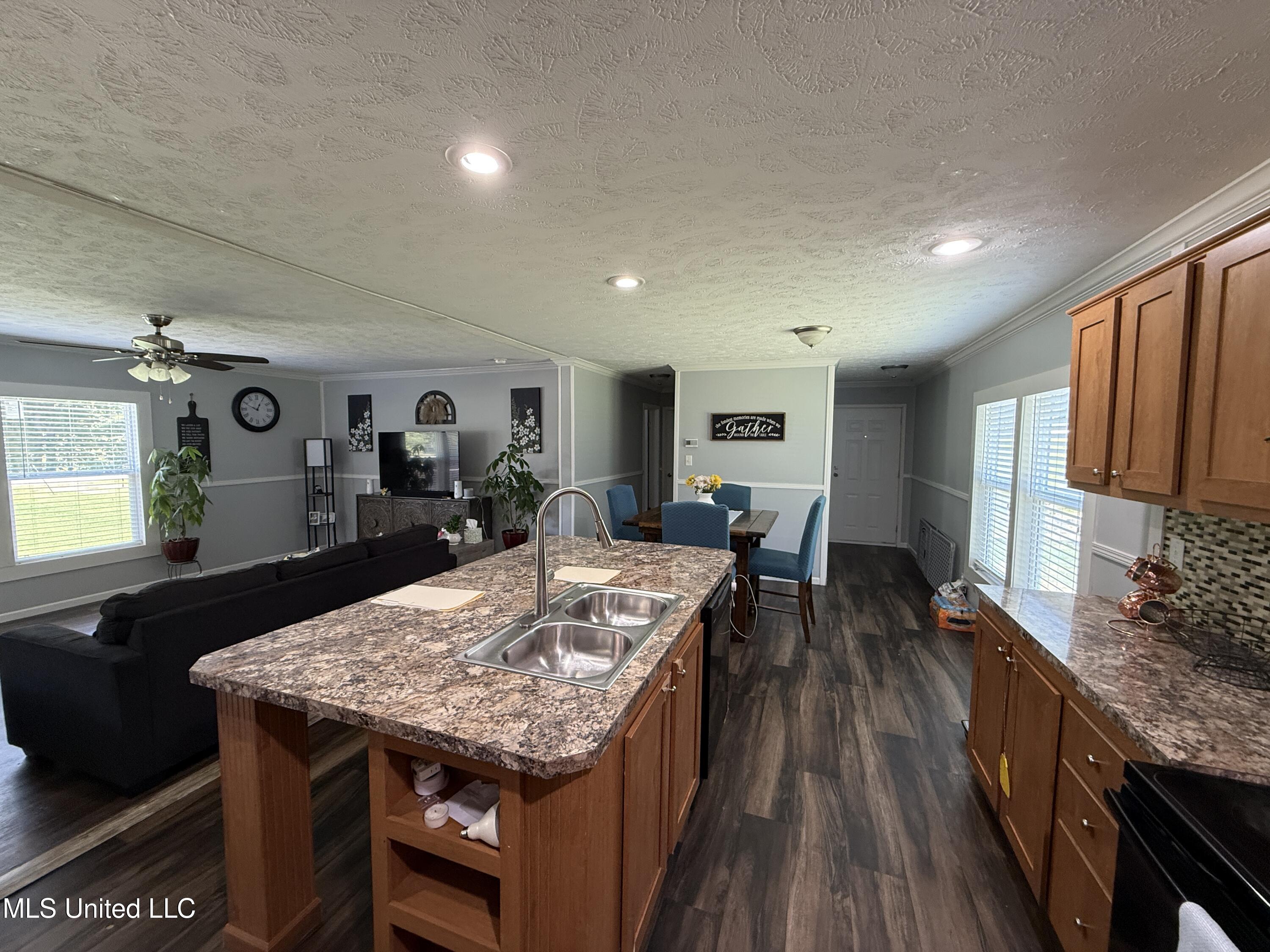 9250 Pleasant Hill Road, Carthage, Mississippi image 7