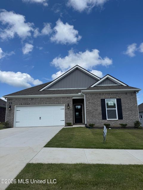 Homes For Sale - 66 Spirit Dance Drive<br/> Byhalia, MS 38611