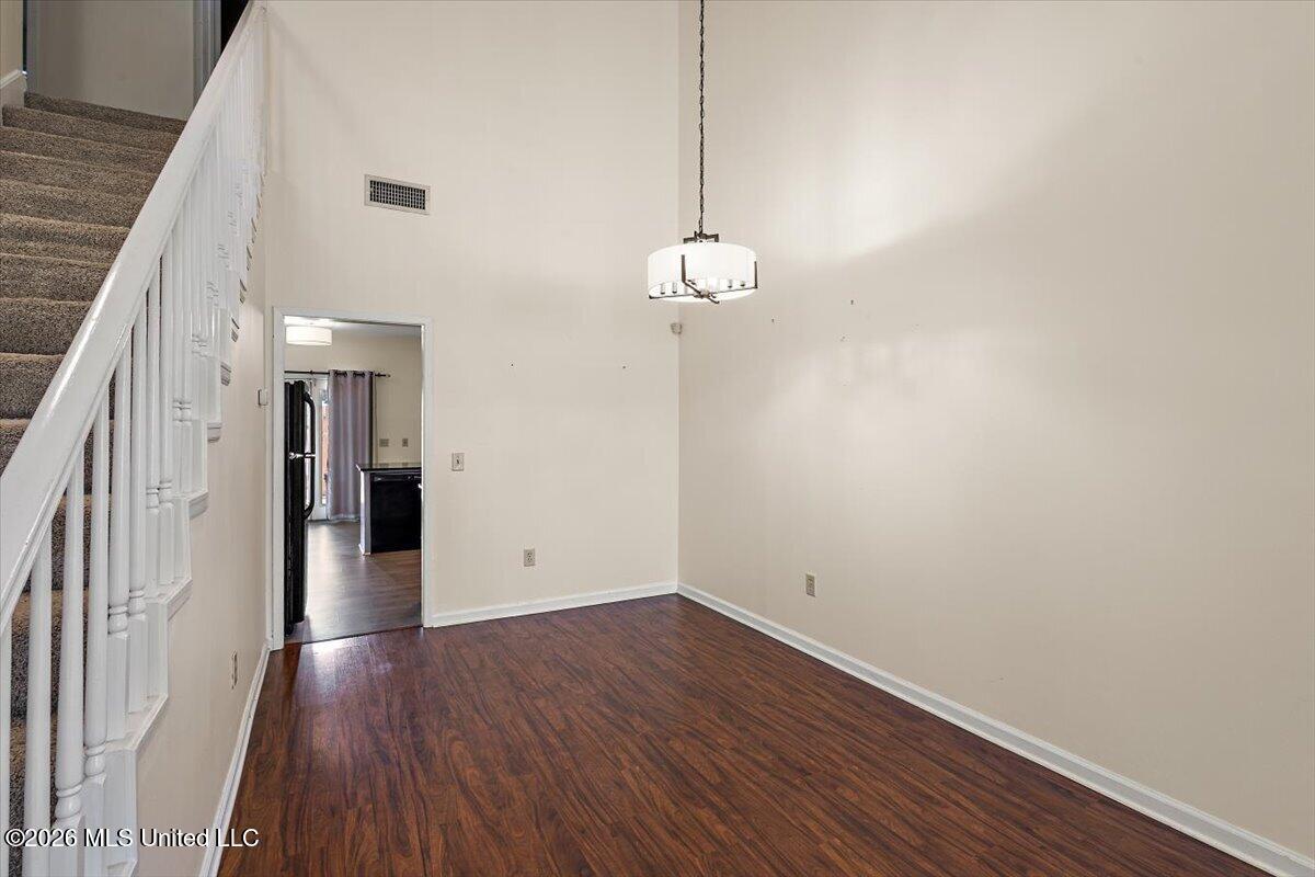 5076 Harling Place