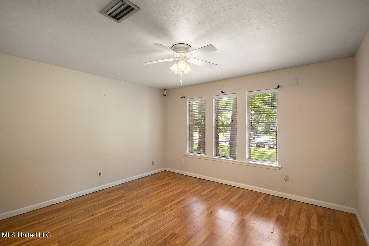 1026 Briarwood Drive, Jackson, Mississippi image 19