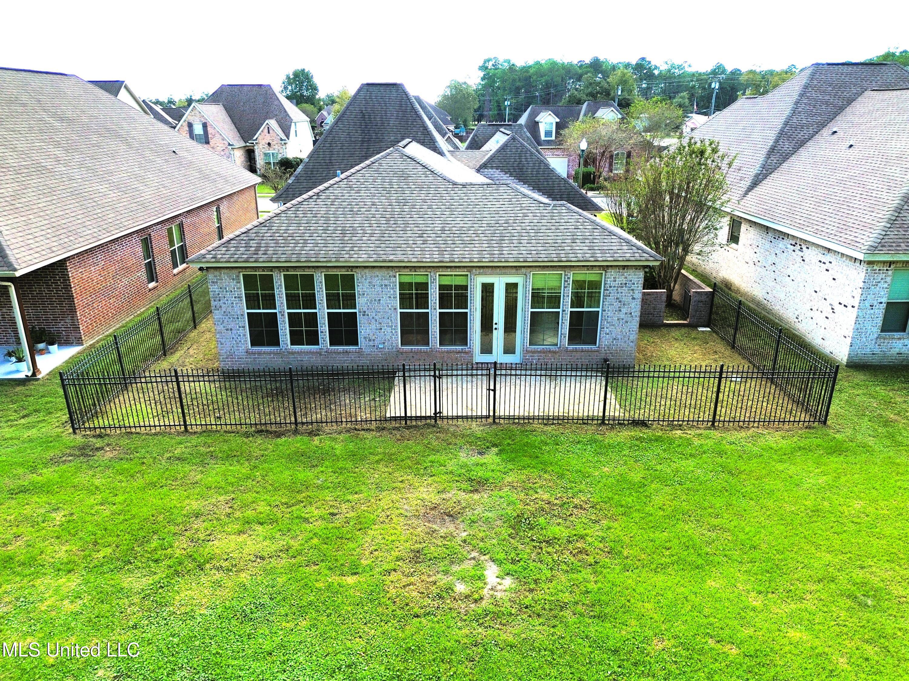 3936 Acadian Village Drive, Ocean Springs, Mississippi image 26