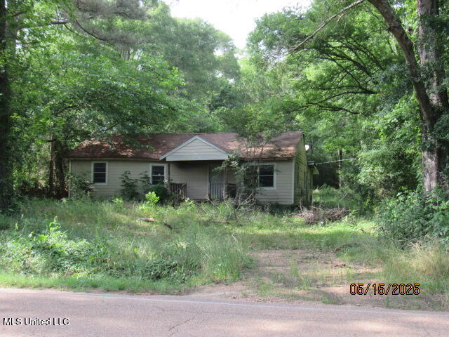 1104 Mccluer Road, Jackson, Mississippi image 1