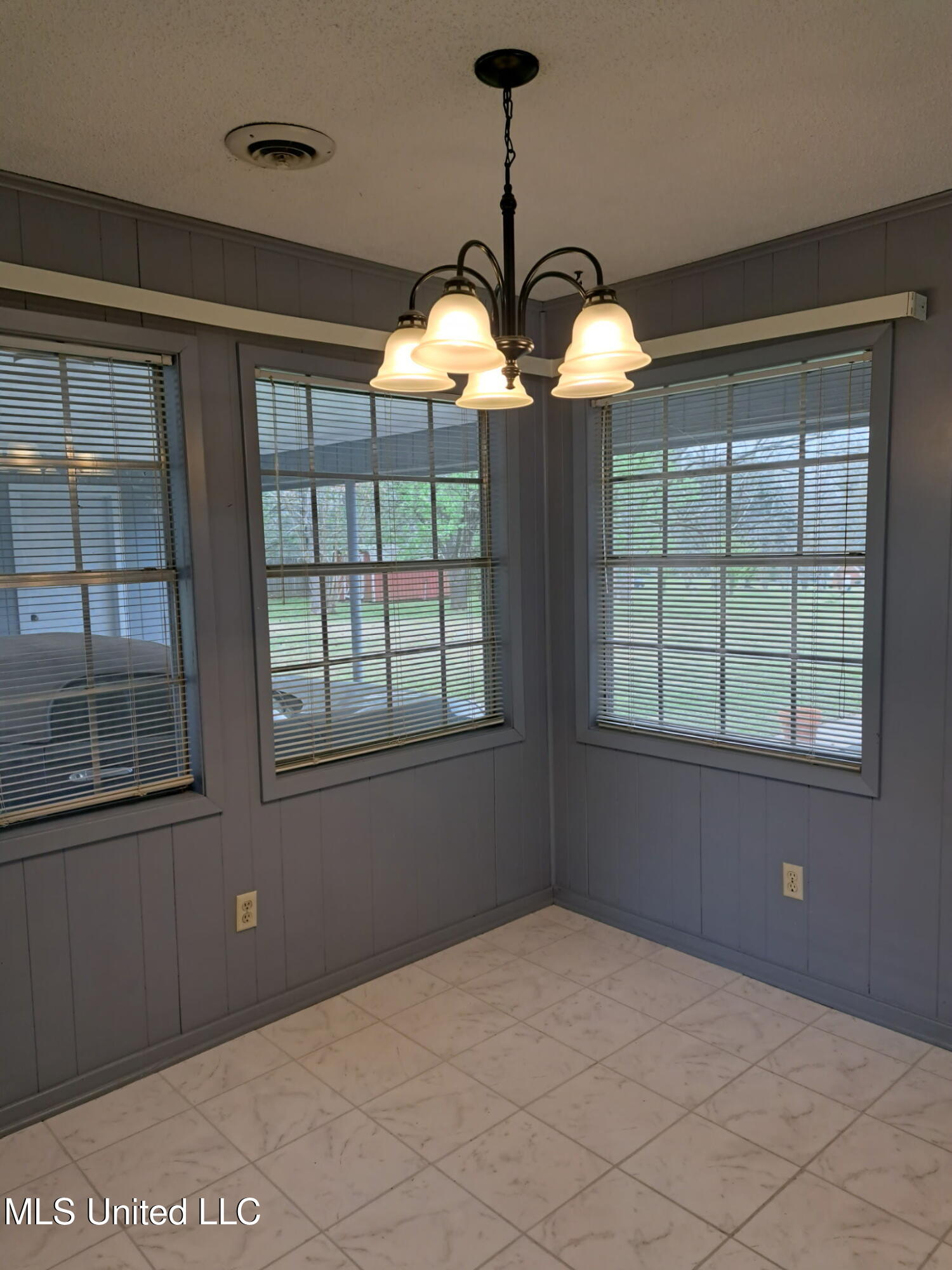 161 Traviswood Street, Jackson, Mississippi image 3